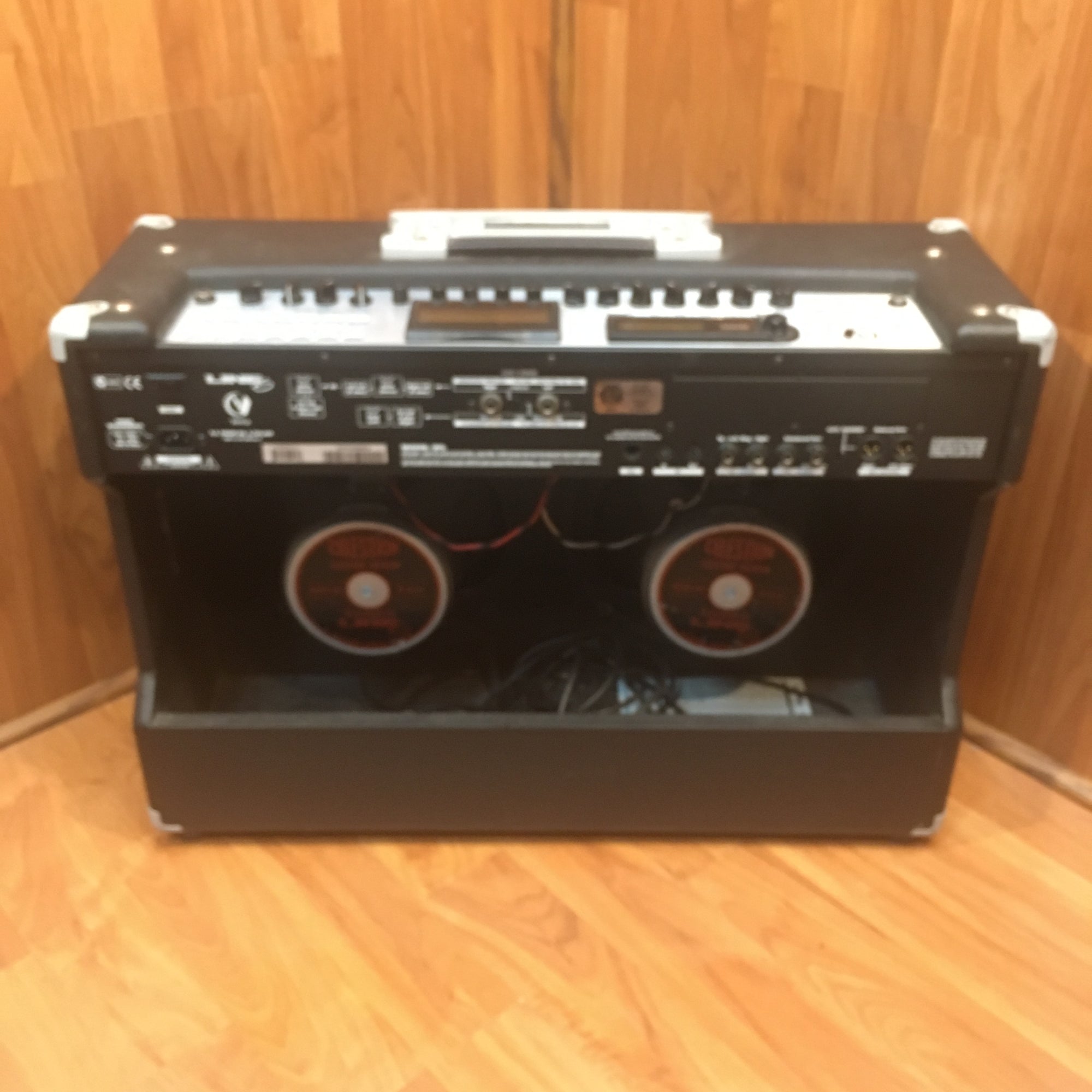Line 6 Vetta 2x12 Modeling Combo Amp w/ FBV Shortboard