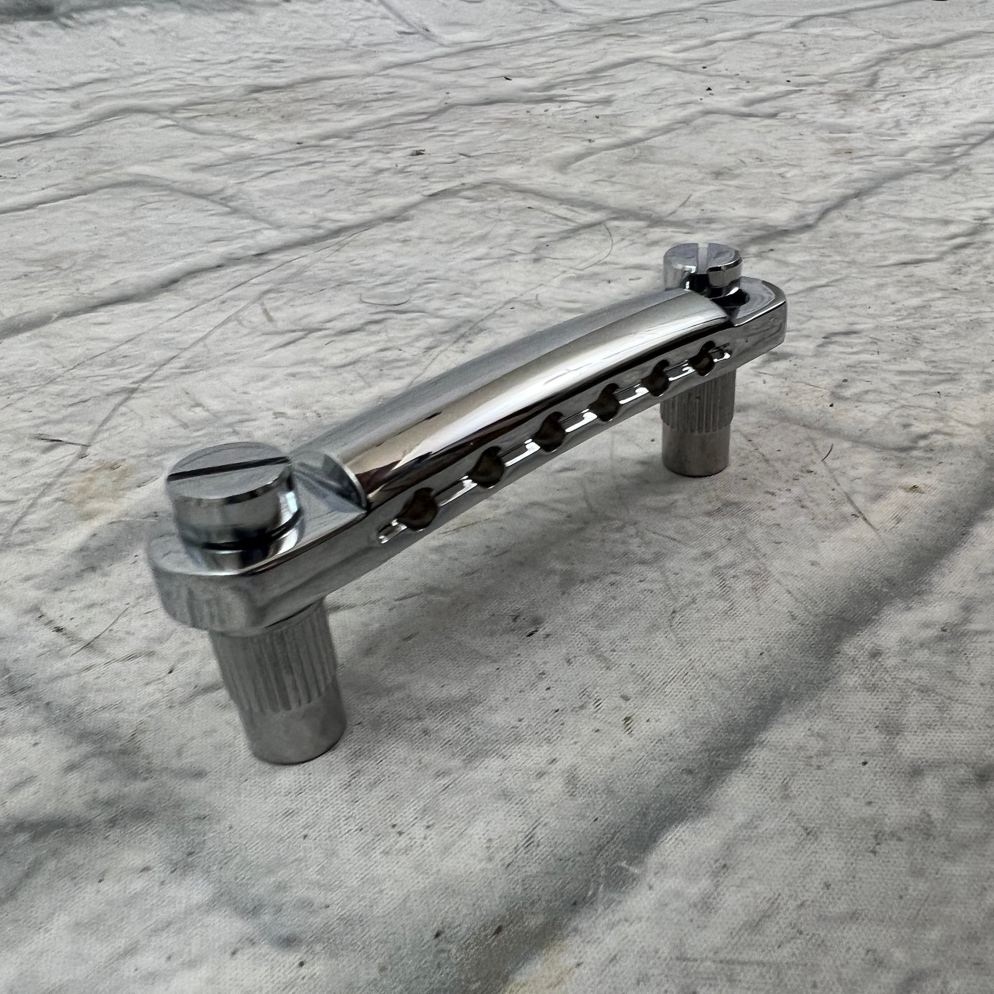 Sung Il Chrome Tailpiece