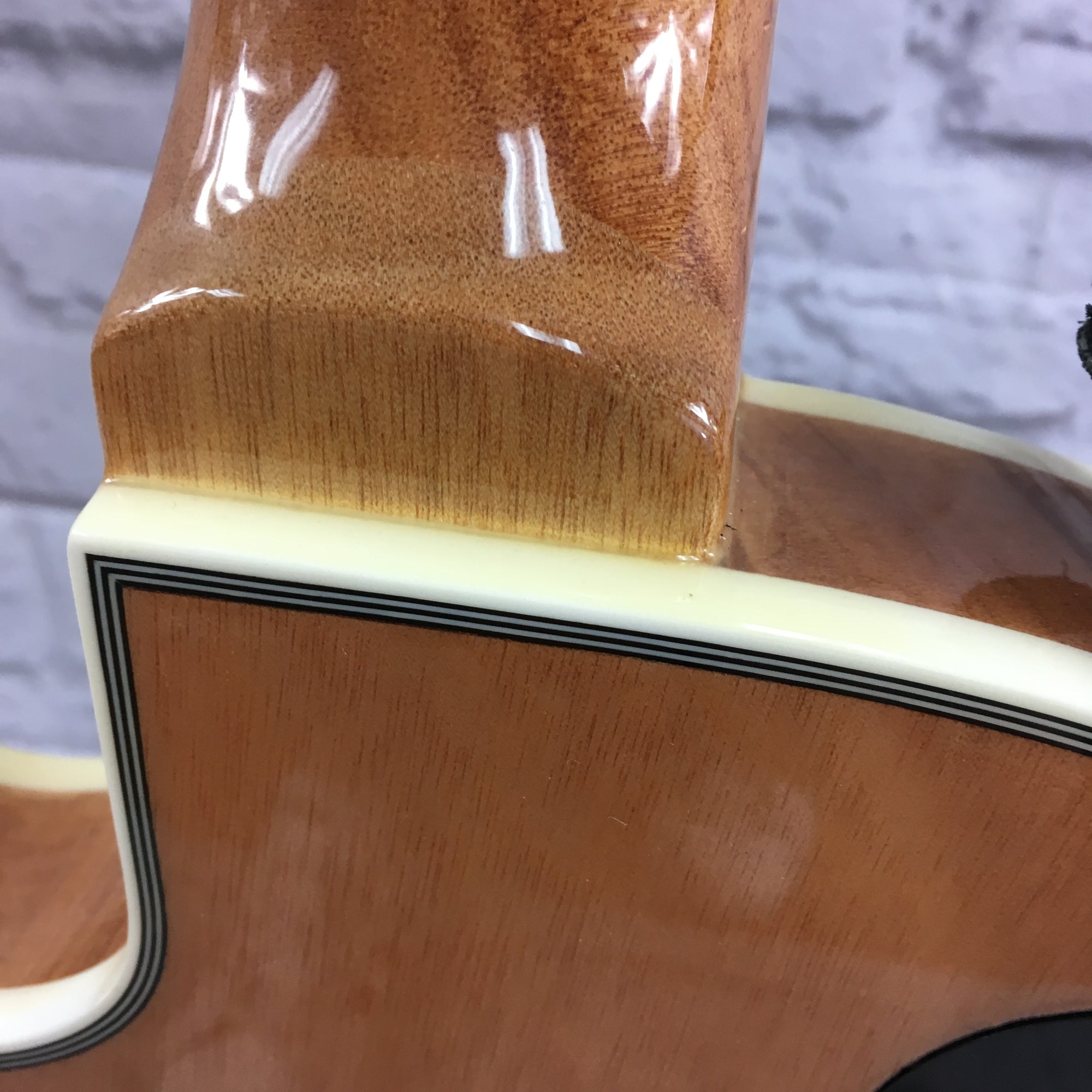 Unknown Les Paul-Style Electric Guitar