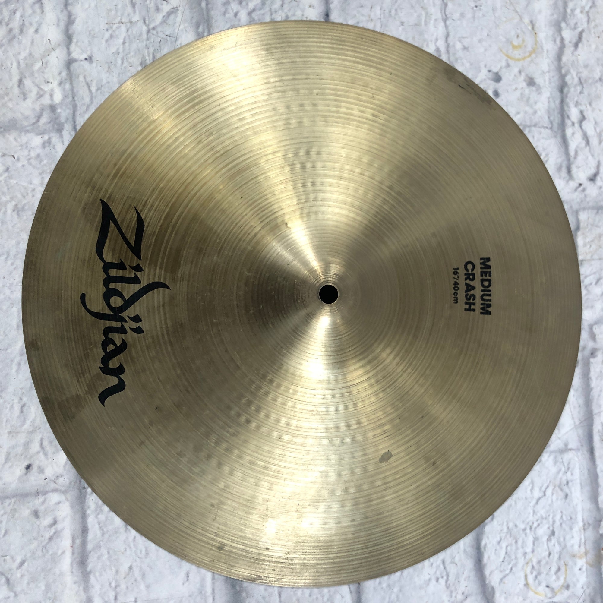 Zildjian Avedis 16 Medium Crash Cymbal