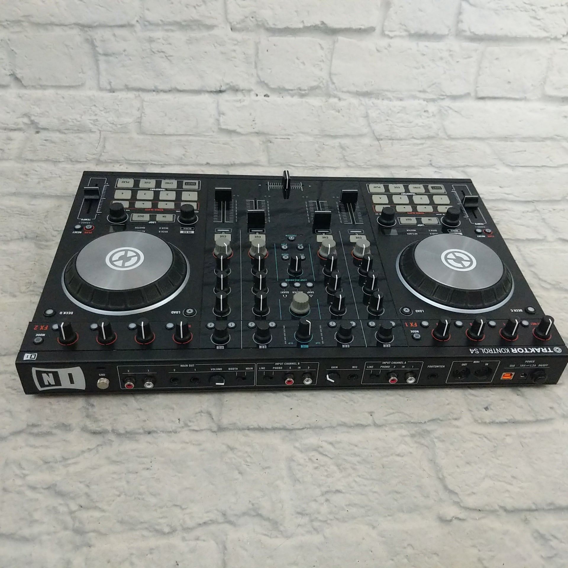 【美品】TRAKTOR KONTROL S4 Mk2 Native Instruments TRAKTOR KONTROL S4 MK2 DJ Controller 4