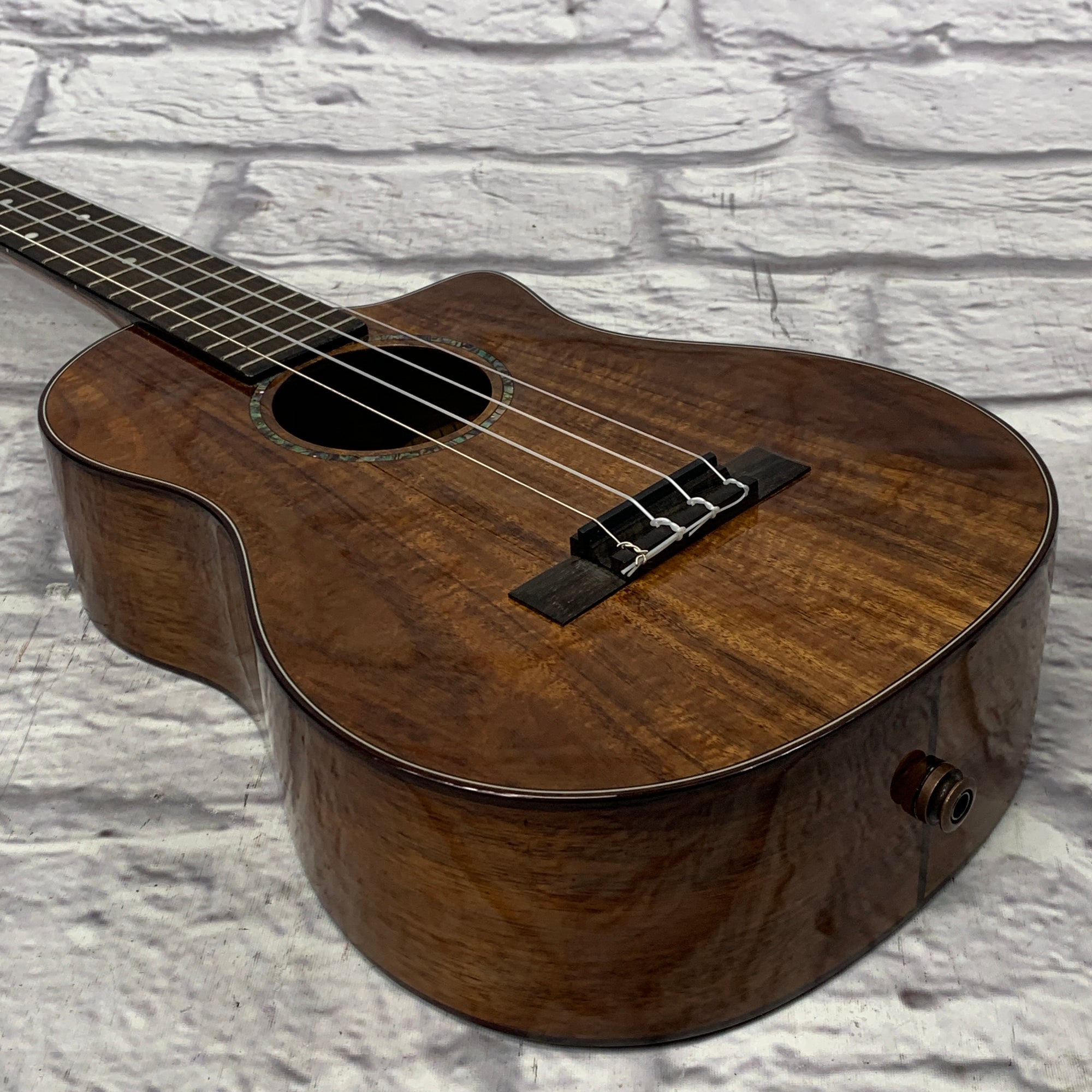 Cordoba 35T-CE Tenor Acoustic-Electric Ukulele