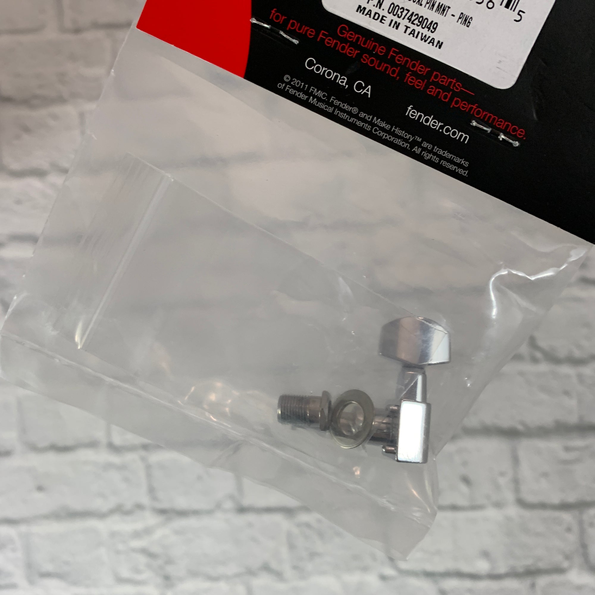 Fender Dual Pin Mount Guitar Tuning Machine
