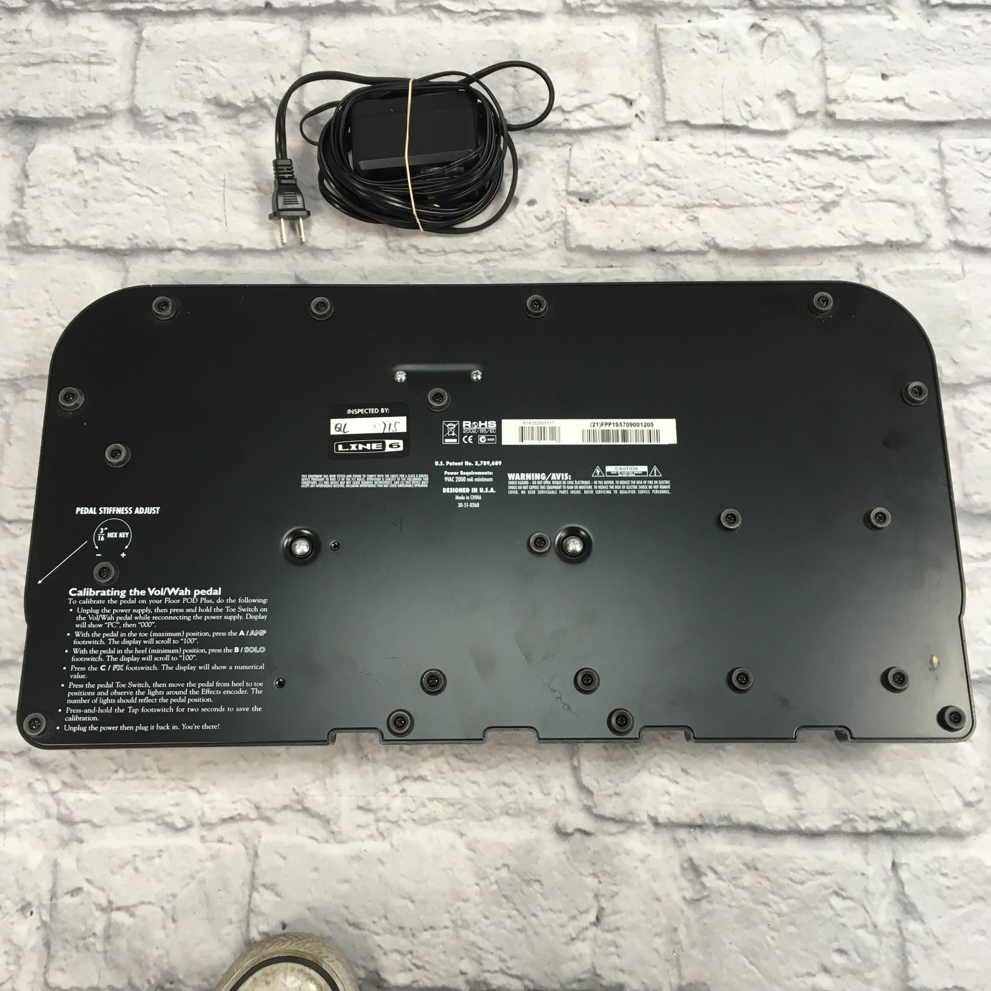Line 6 Floor Pod Plus Multi Effect Pedal