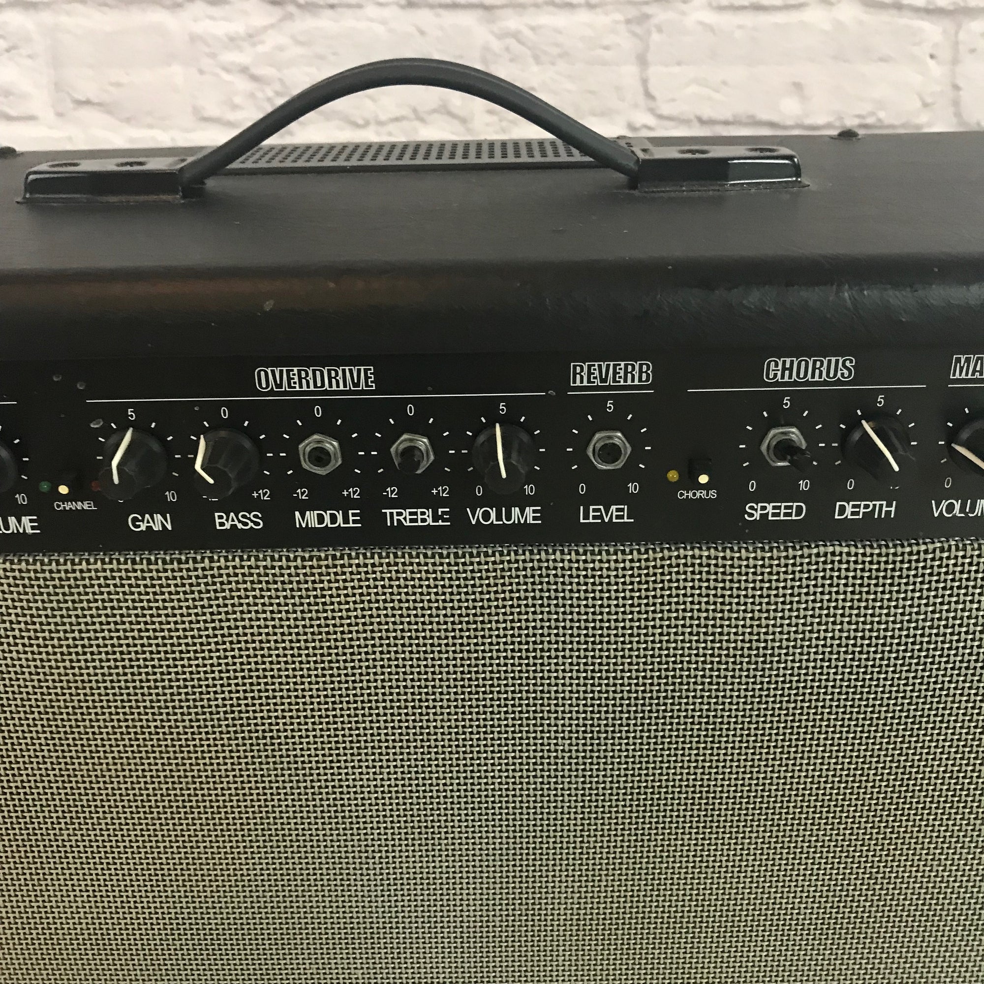 Ibanez Tone Blaster 225 Stereo Chorus Amp  missing knobs