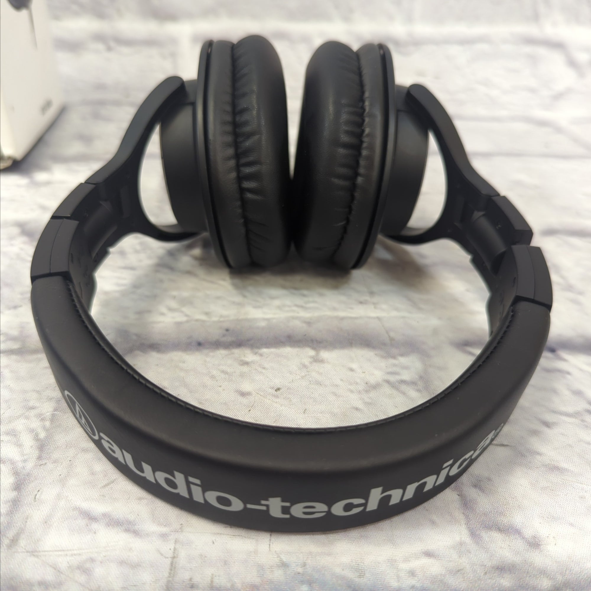Audio Technica ATH-M40X Headhones