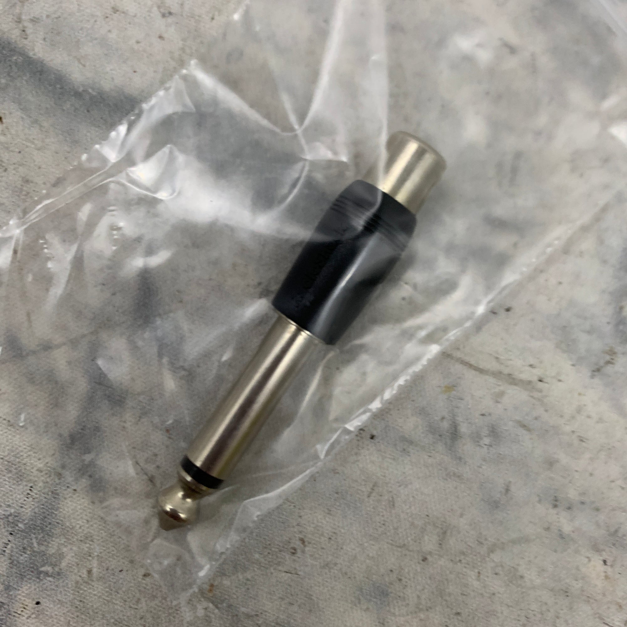 RadioShack RCA to 1/4" TS Adapter