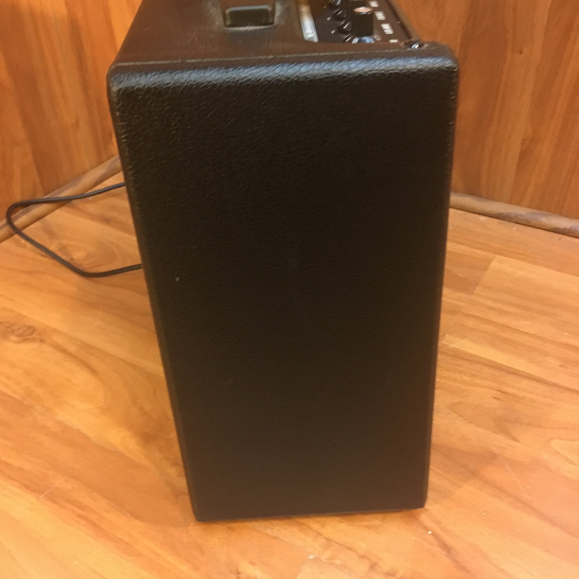 Fender Mustang I V.2 Practice Combo Amp