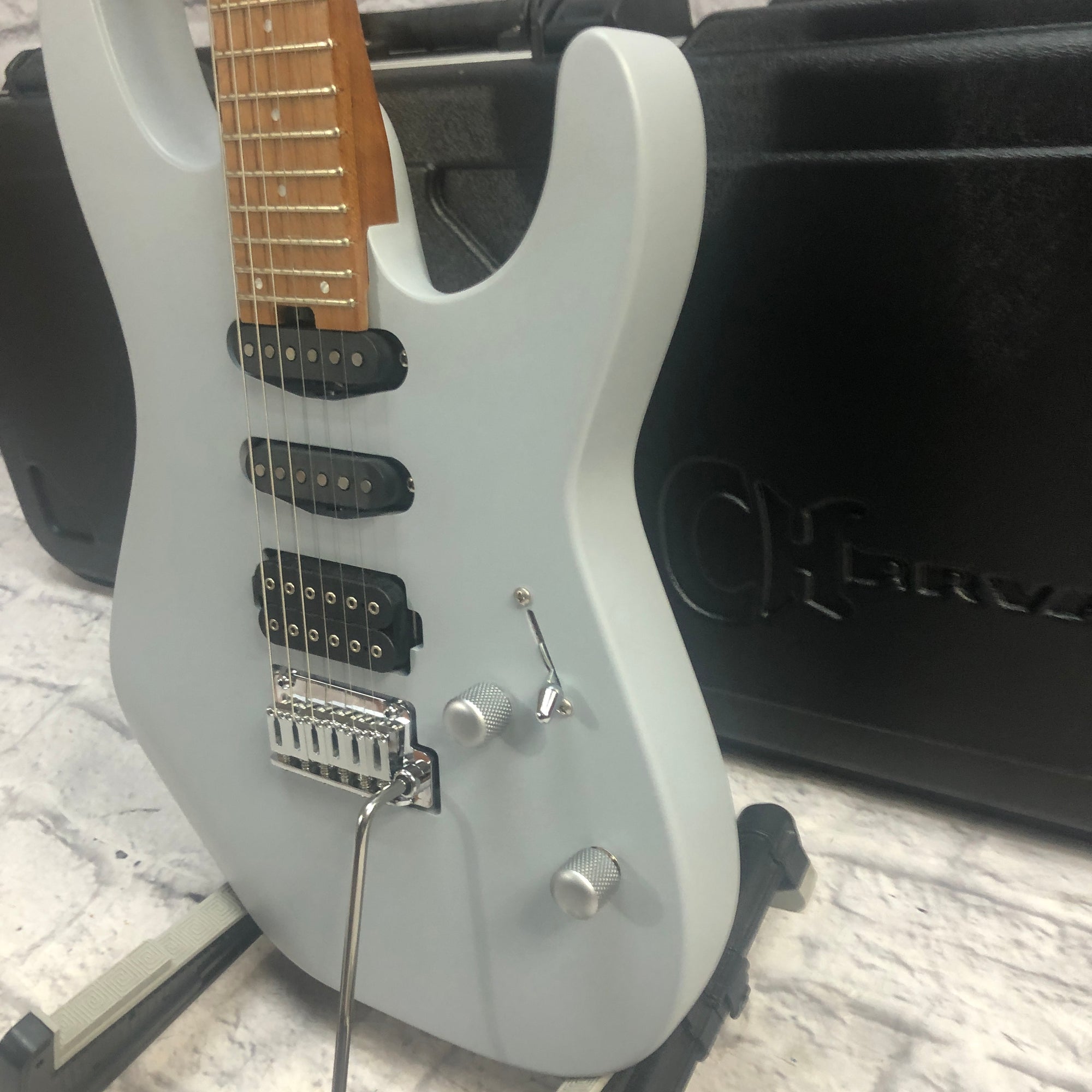 Charvel Pro Mod Dk24 with TSA Hard Case