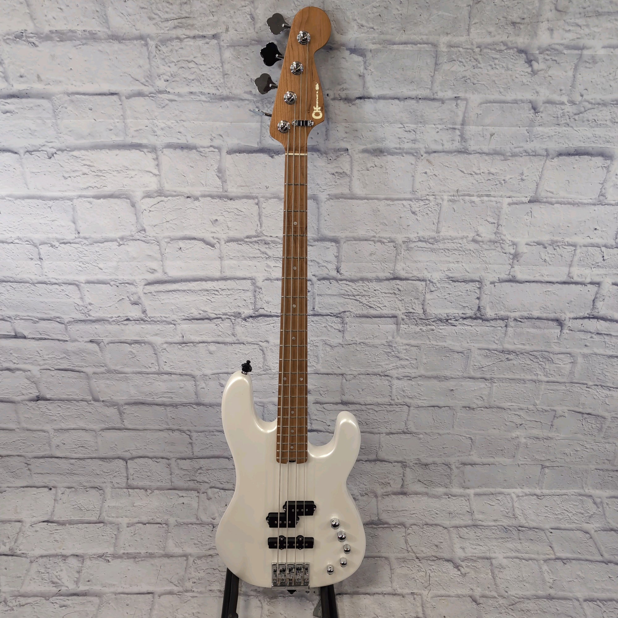 Charvel Pro-Mod San Dimas Bass PJ IV Platinum Pearl