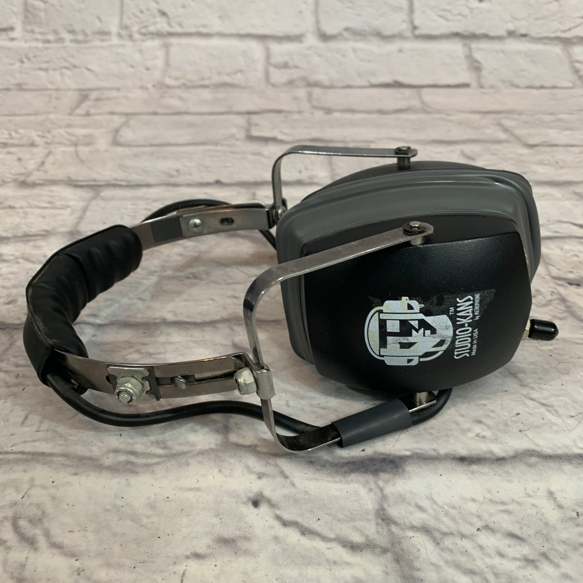 Metrophone Studio-Kans Headphones
