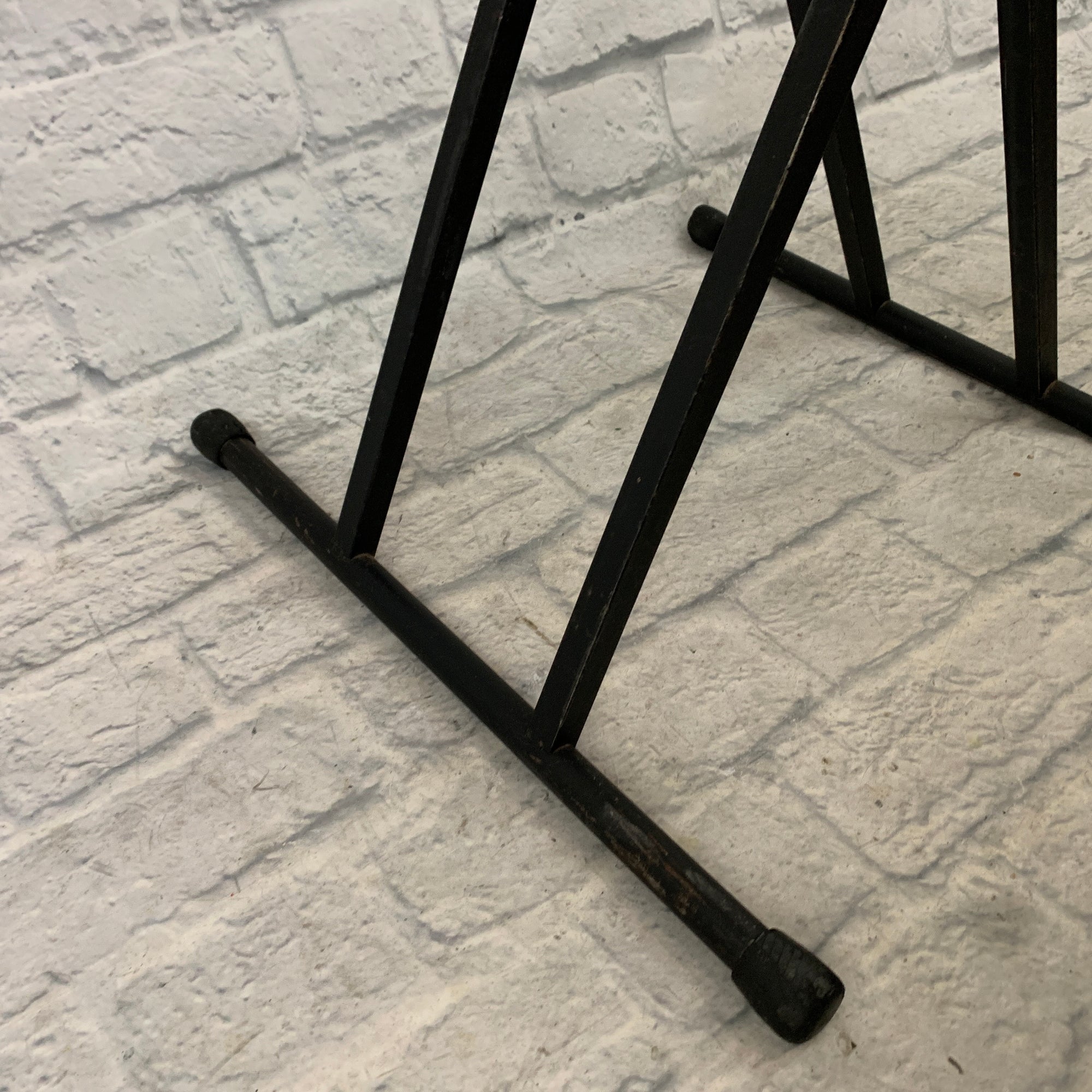 Unknown Keyboard Stand X-Frame