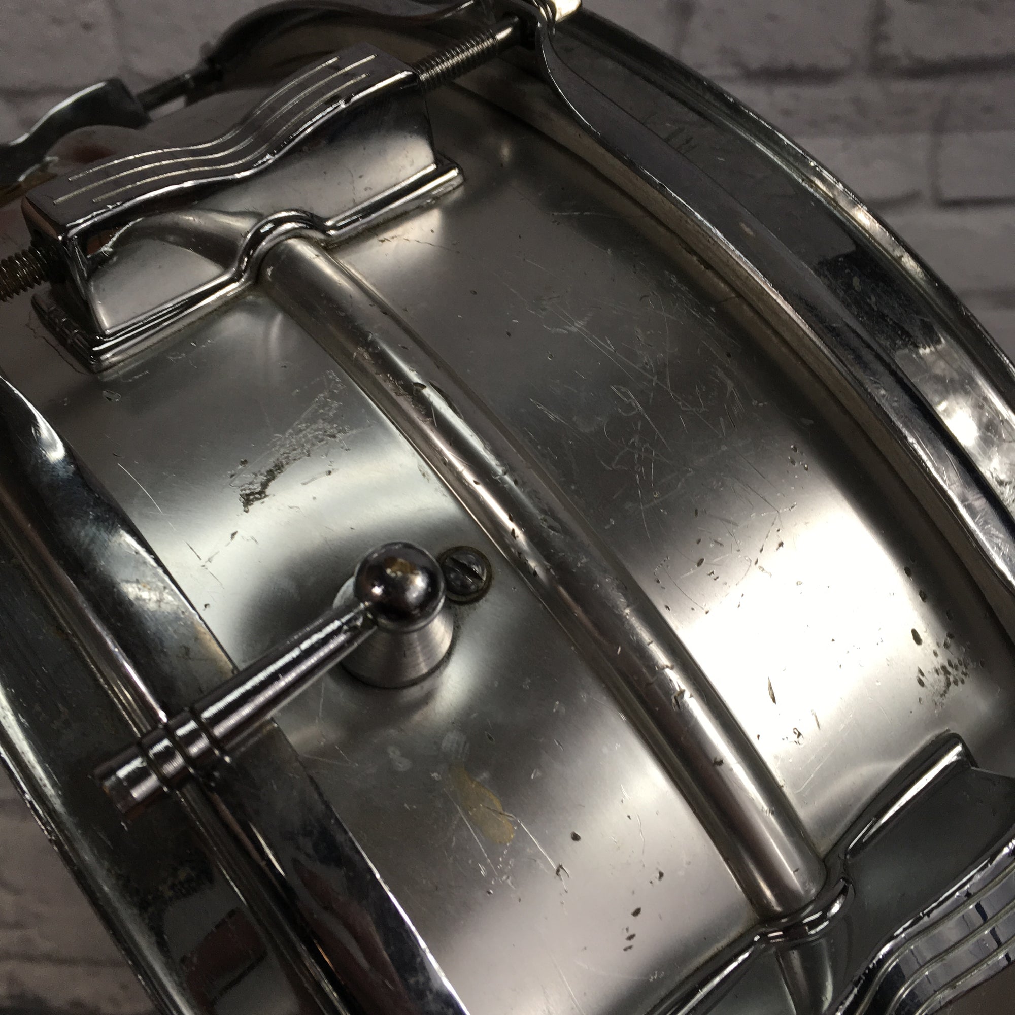 Vintage 14 x 5.5 Ludwig Acrolite Snare Drum 1966 Keystone