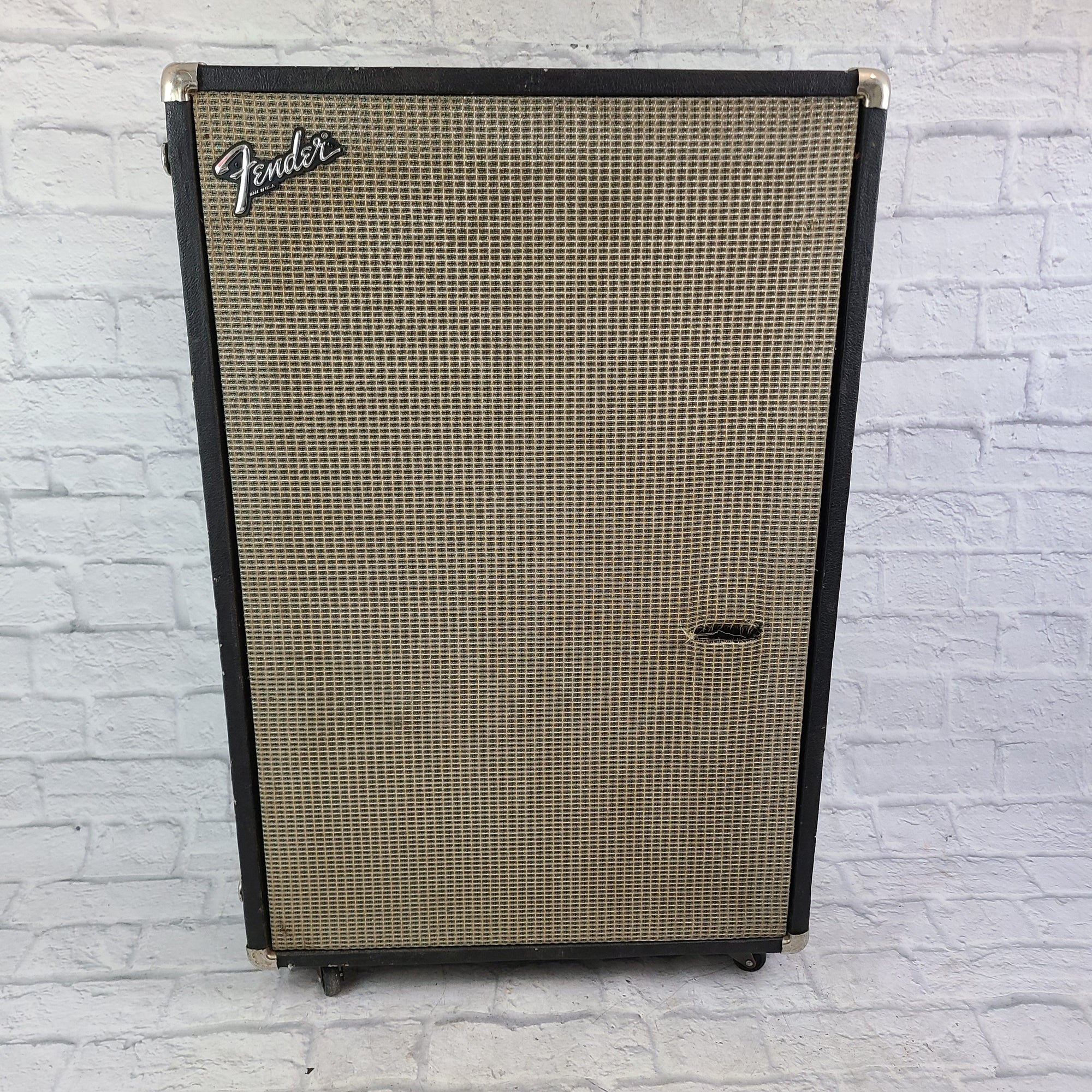 Fender 1x15" Closed-Back Cabinet