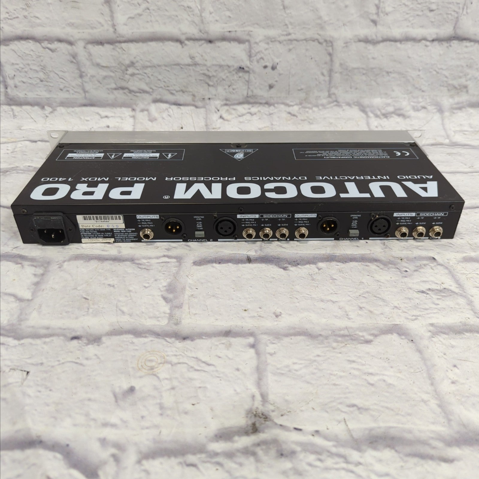 Behringer Rack Compressor Behringer MDX1400 Rack Compressor Limiter - Evolution Music