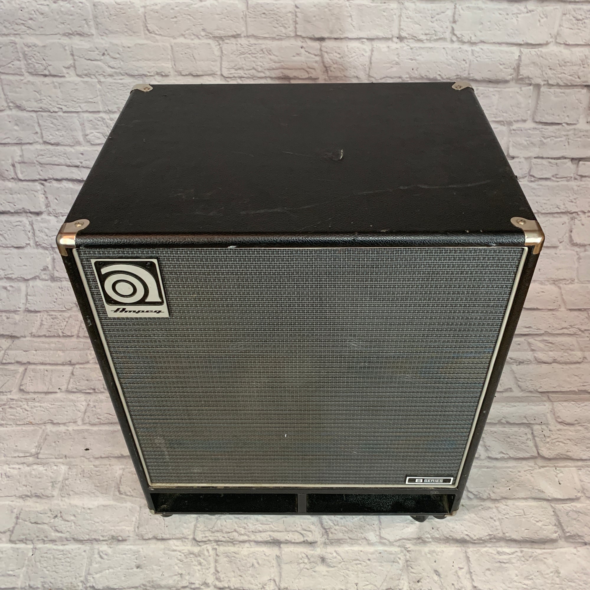 Ampeg B410HLF 4x10 Bass Cabinet