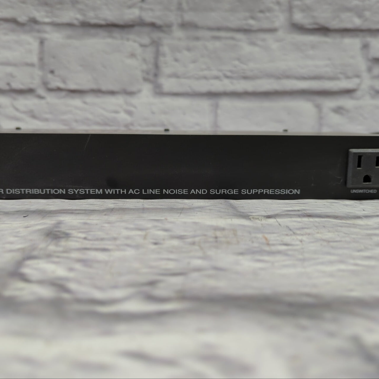 Samson PowerStrip PS9 Power Distribution w/ AC Line Noise and Surge Protection