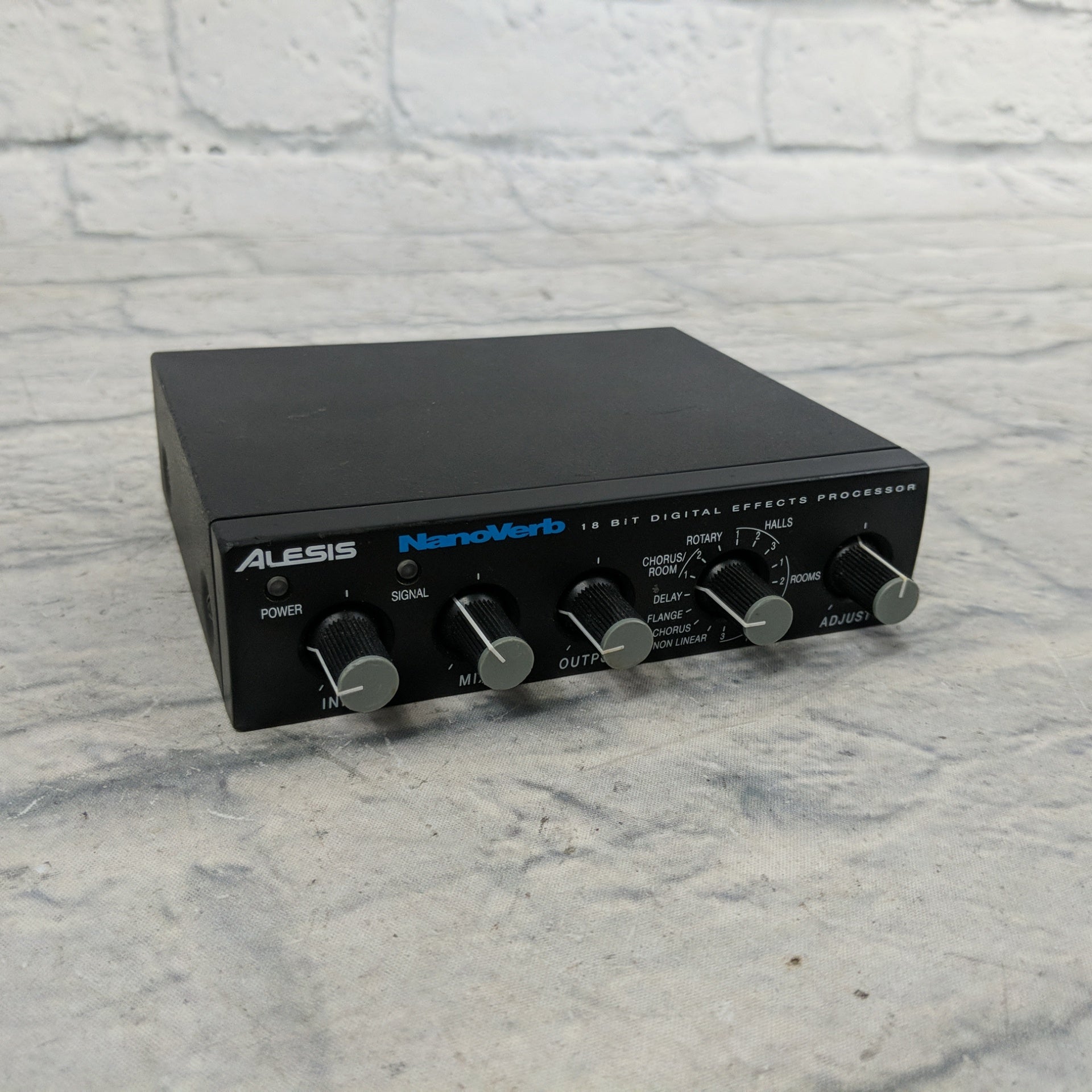 Alesis Nanoverb