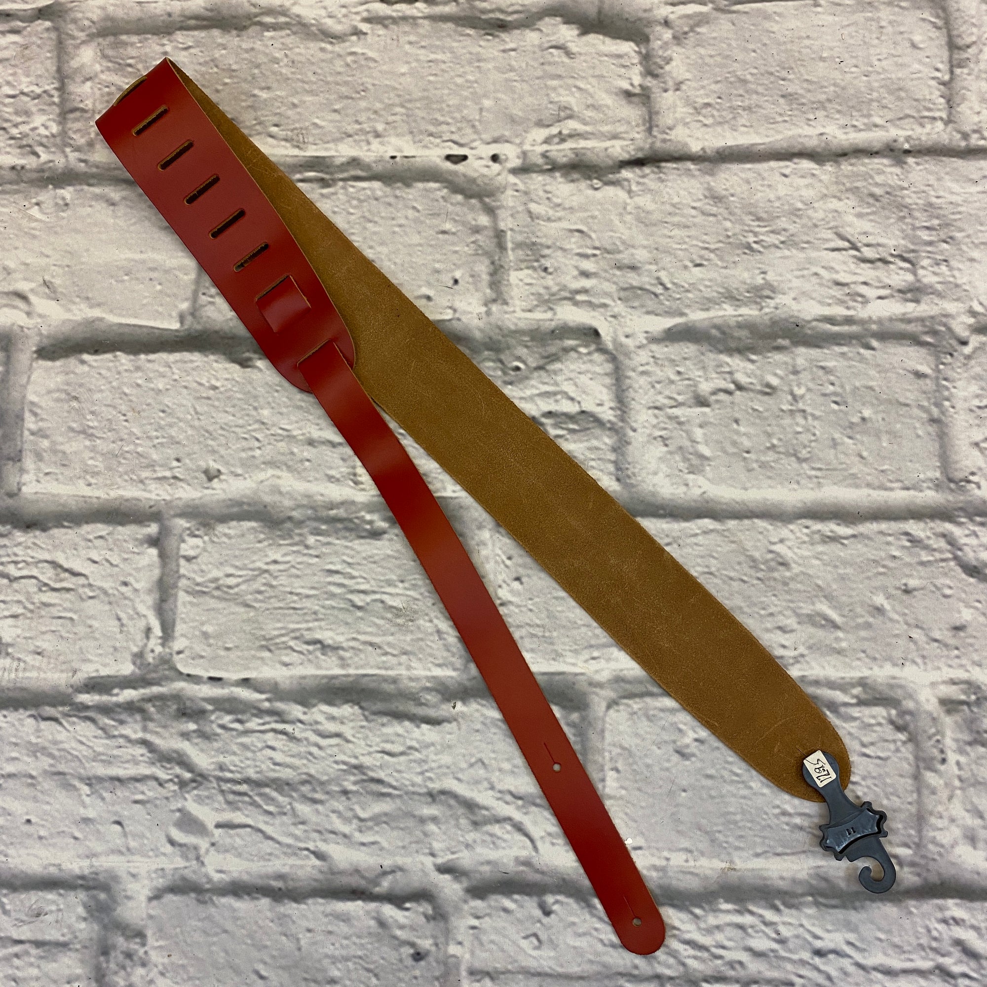 Unknown Leather Guitar Strap - Red