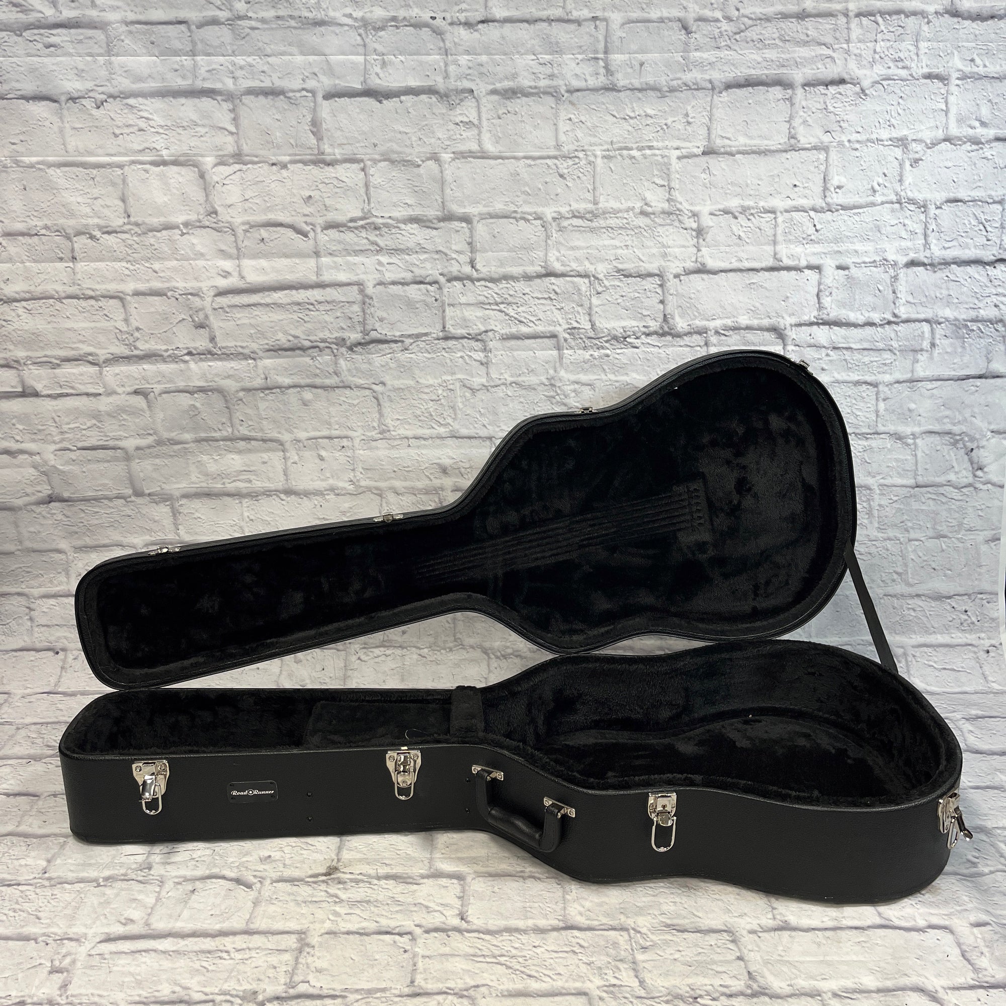 Unknown Acoustic Guitar Hard Shell Case