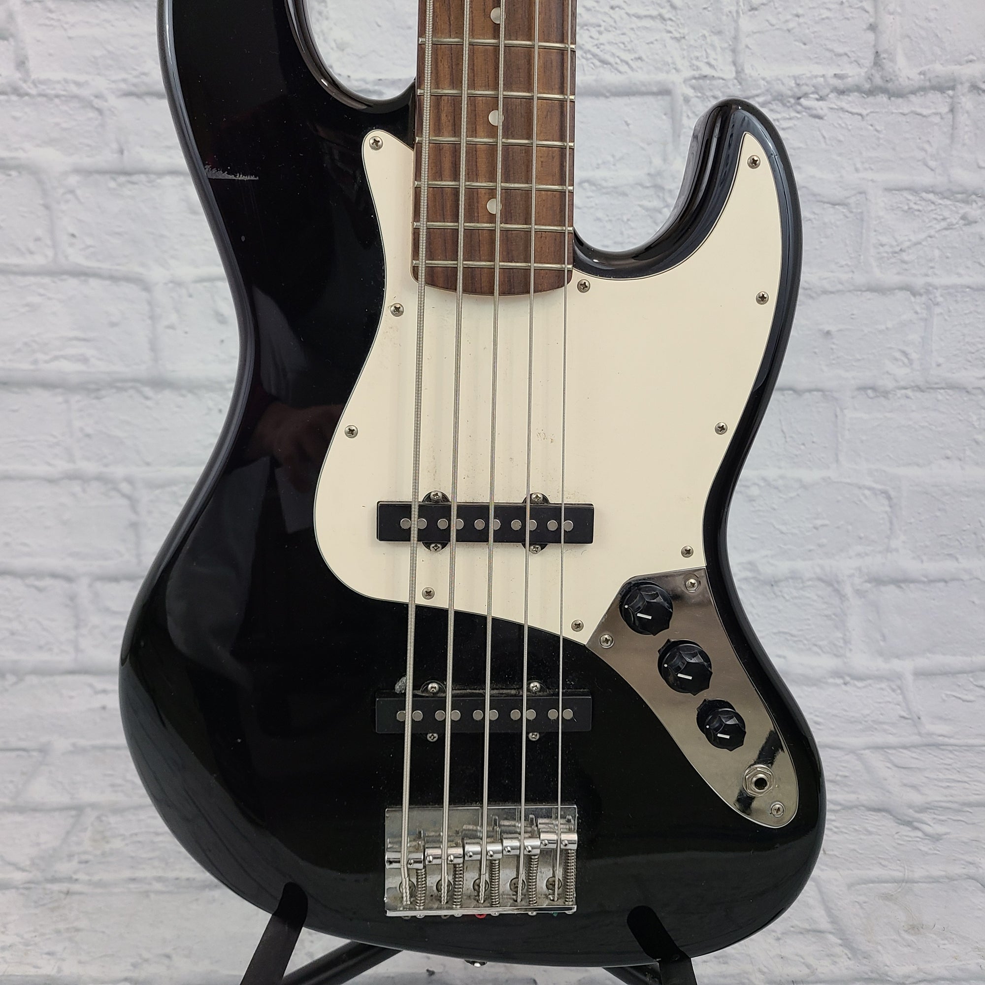 Squier Affinity J Bass 5-String - Black