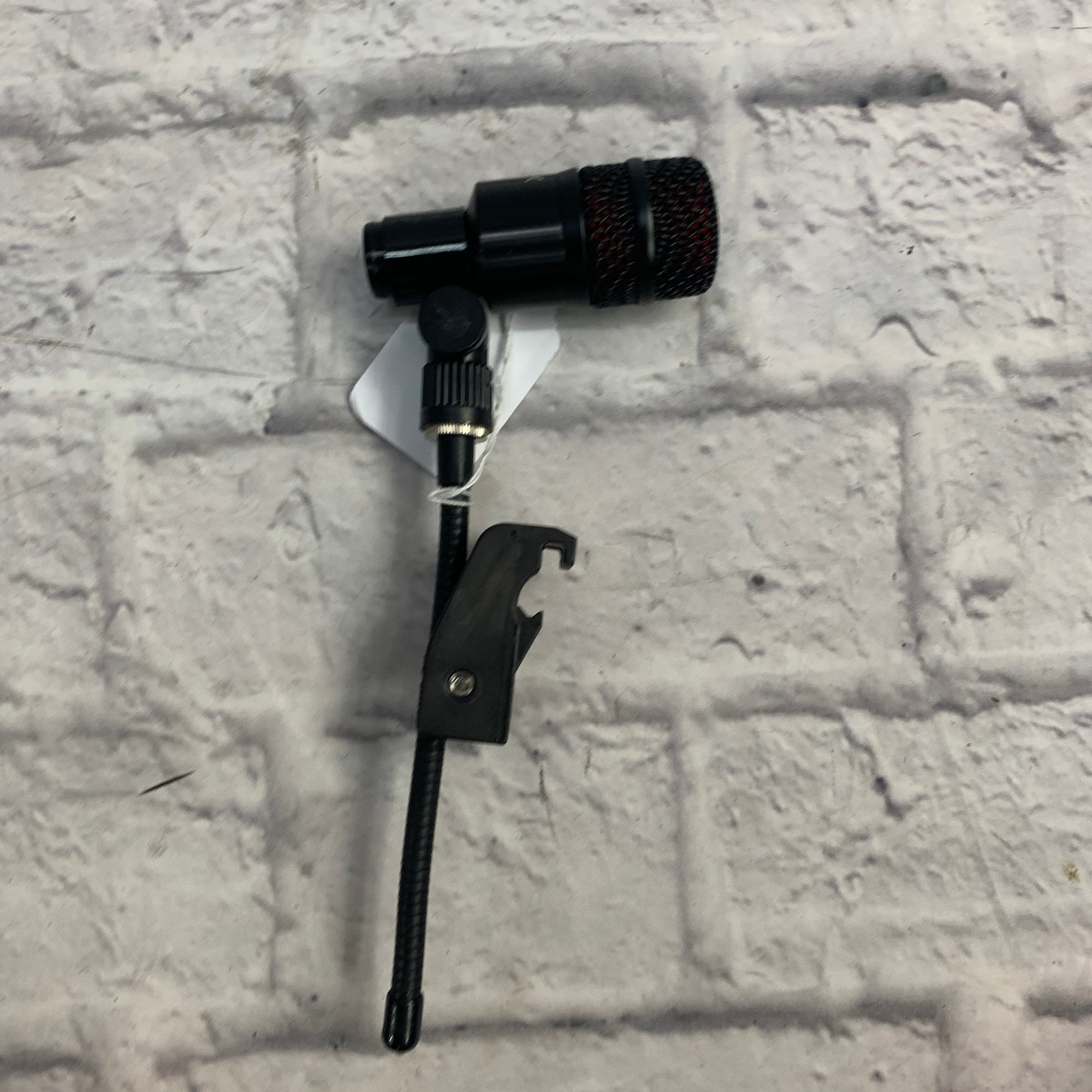 Audix D4 Dynamic Drum Microphone