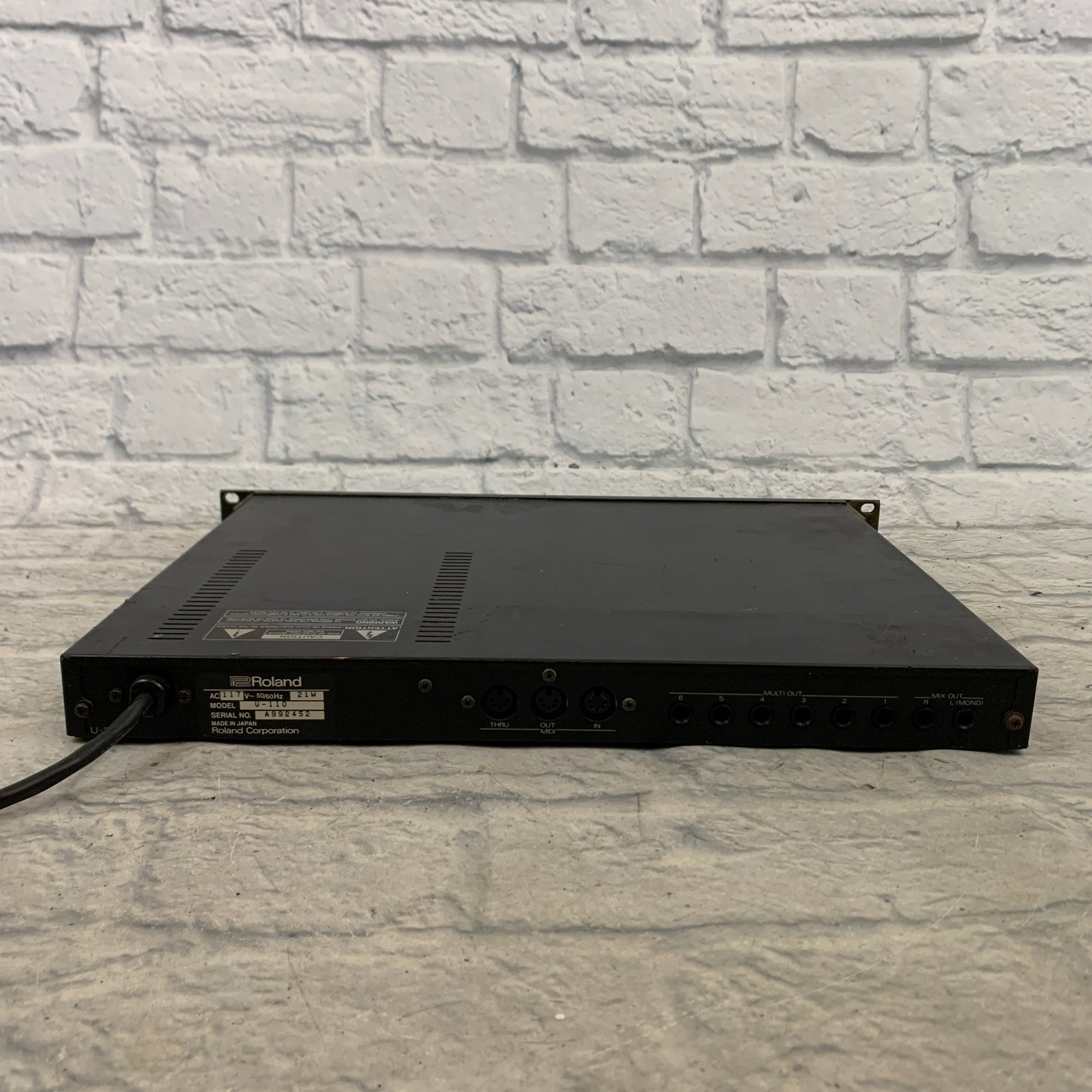 Roland U-110 P CM Rackmount Synth Sound Module