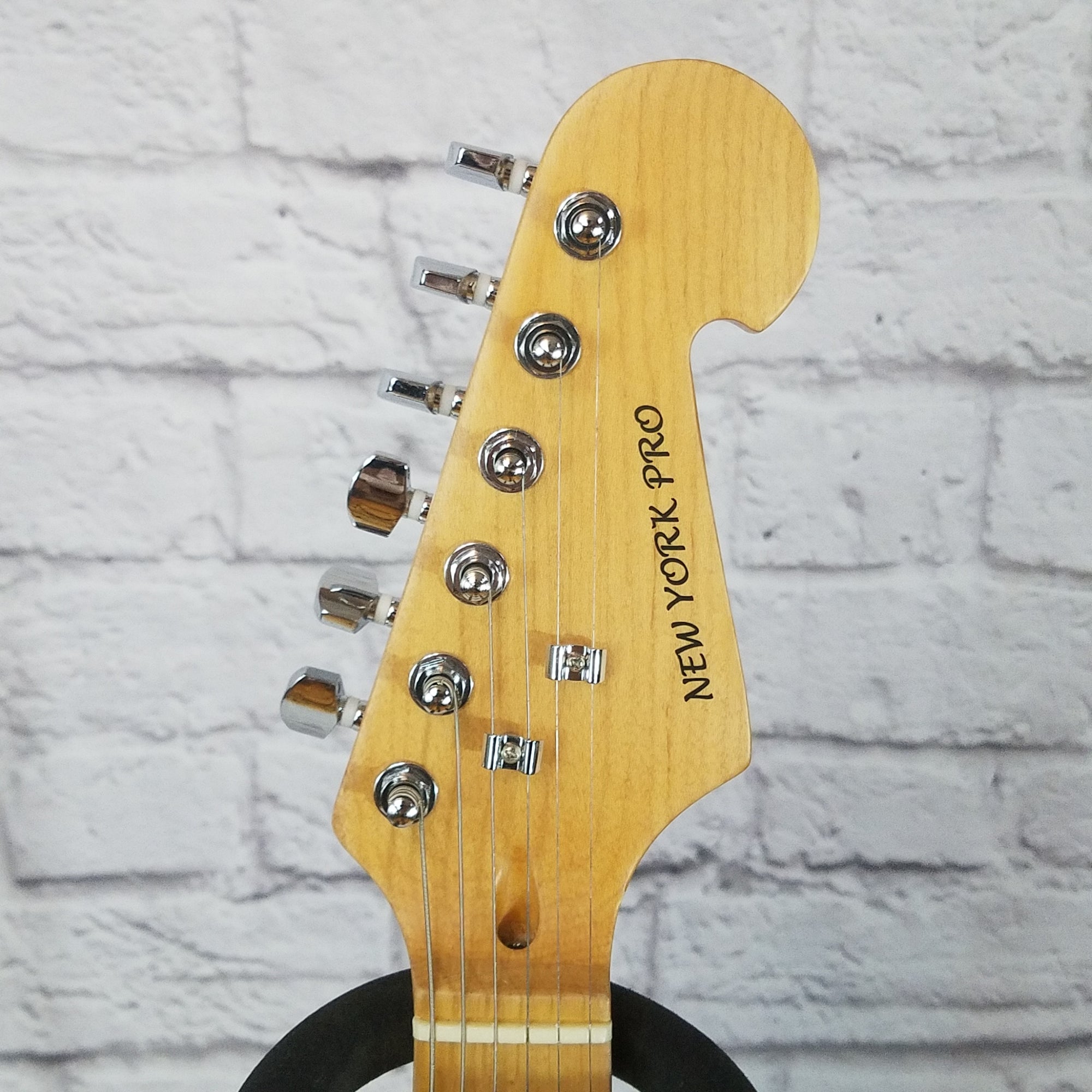 New York Pro 3/4 Size Electric Guitar Black