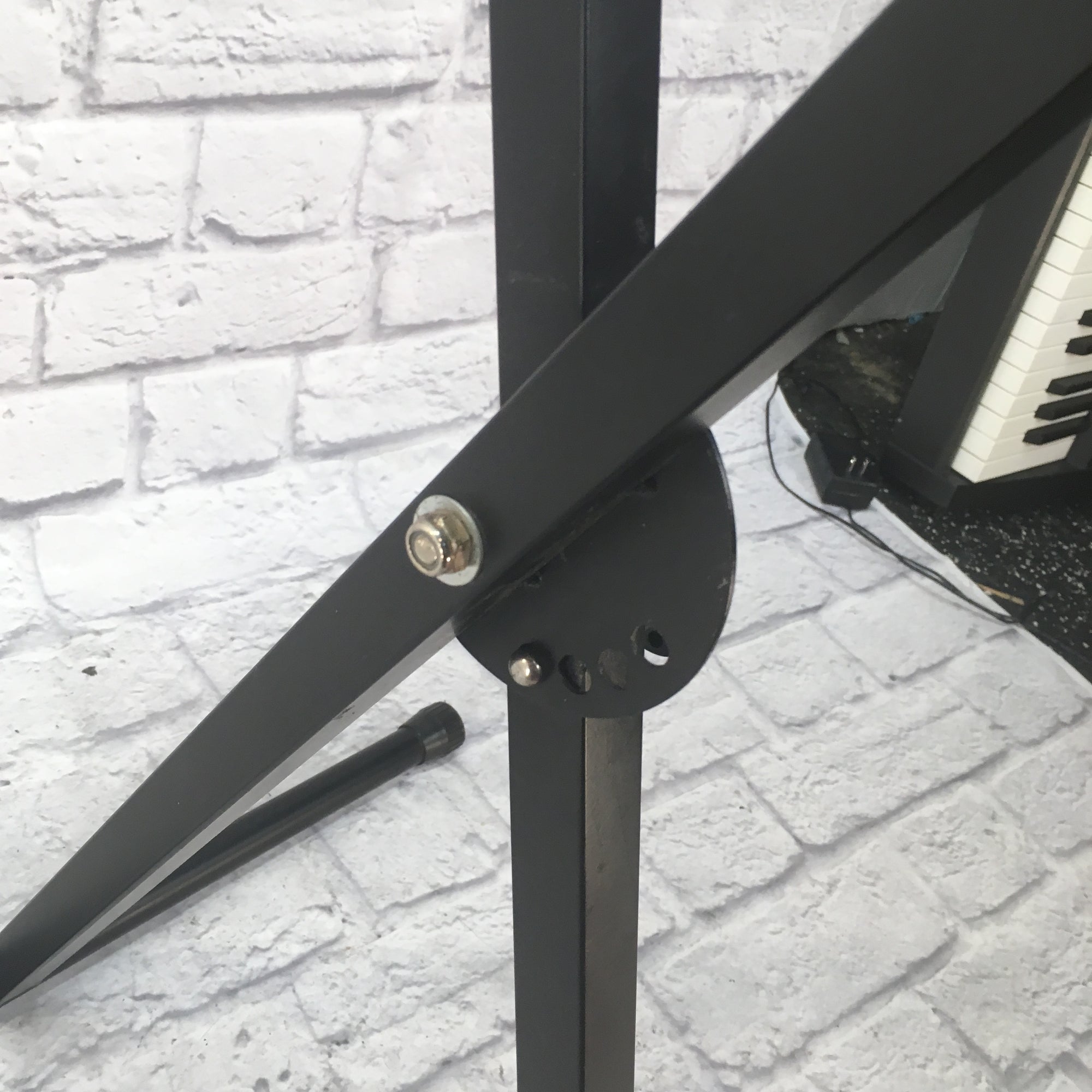 Unknown SingleX Keyboard Stand