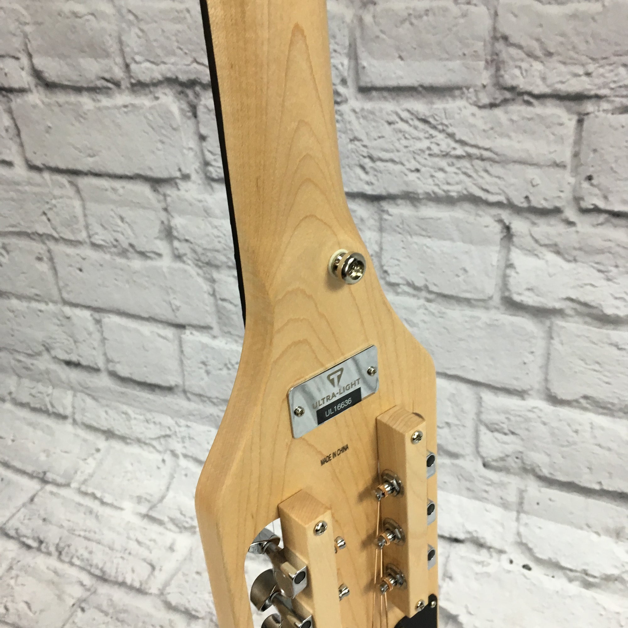 Traveler Ultra-Light Natural Acoustic Electric Guitar
