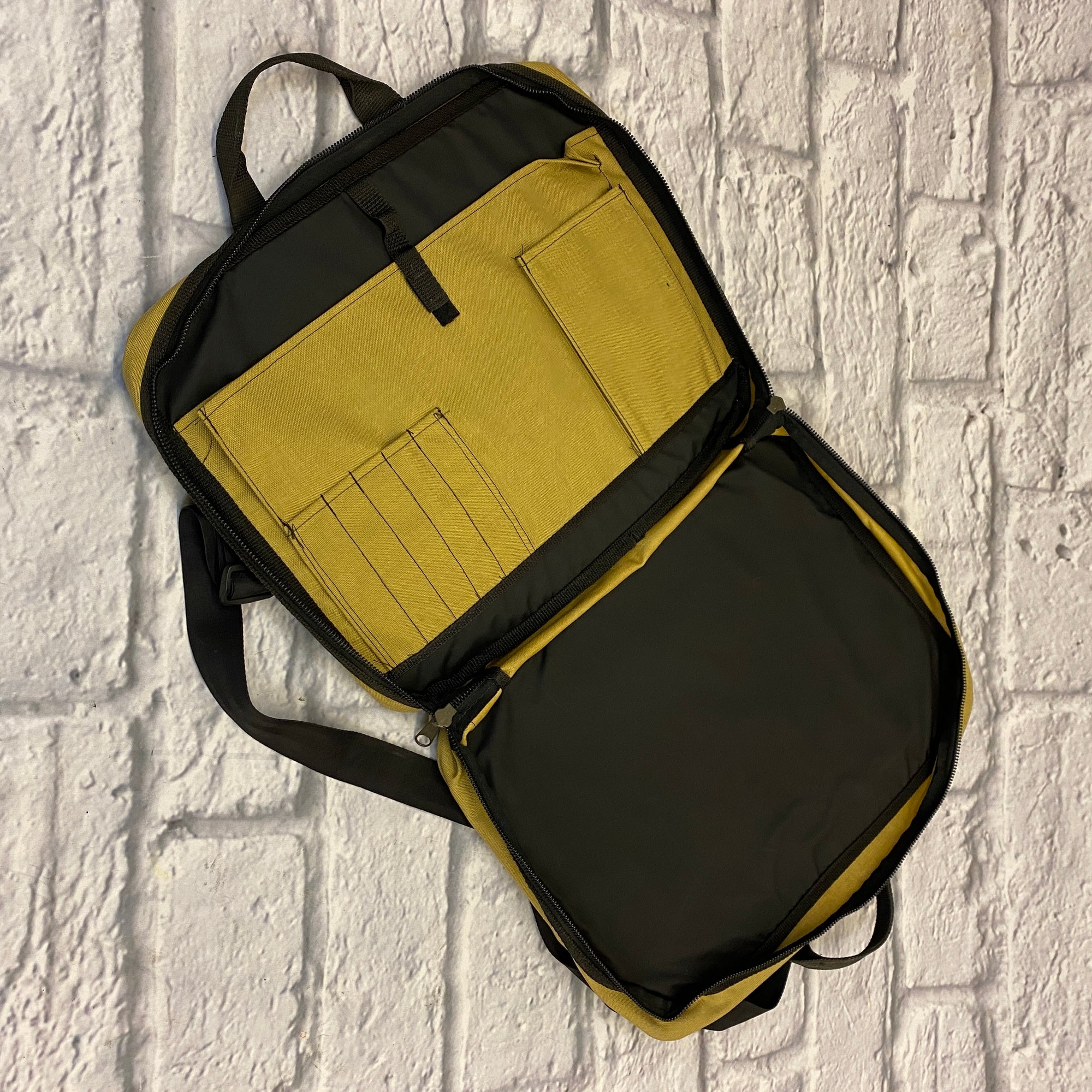 Hybrid Cases Utility Bag