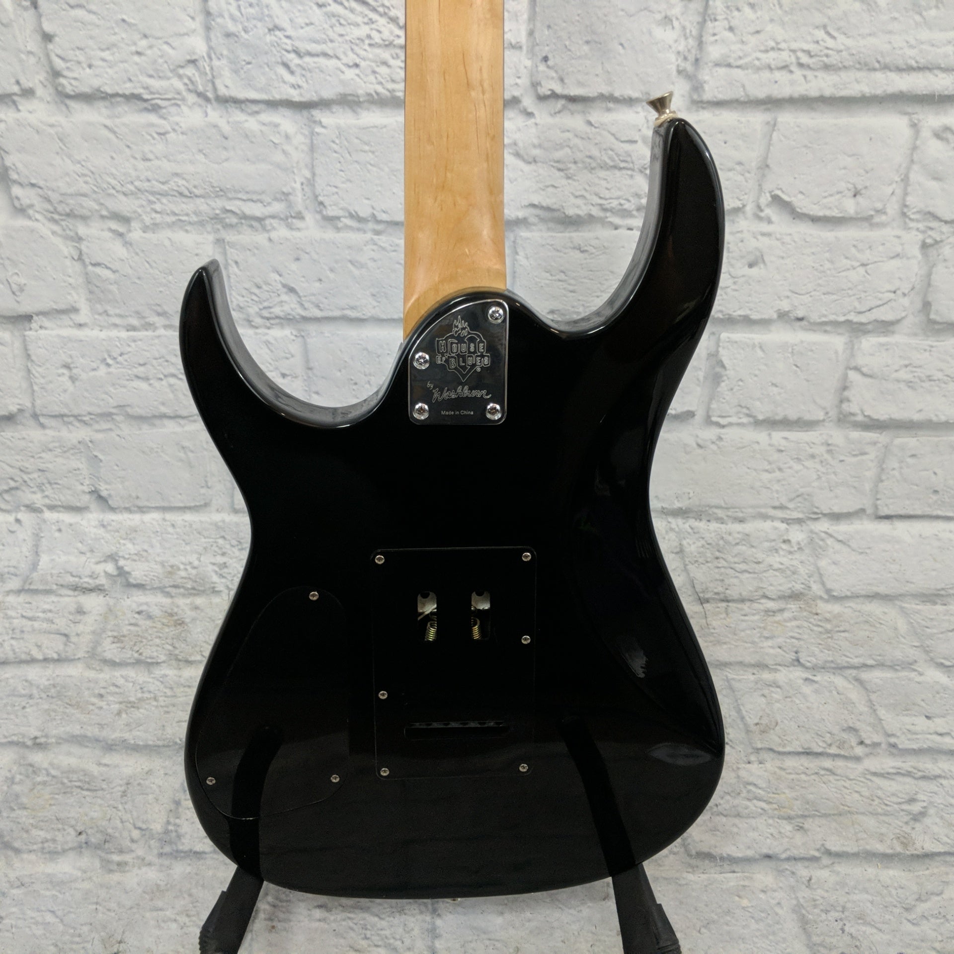 Washburn House of Blues Superstrat