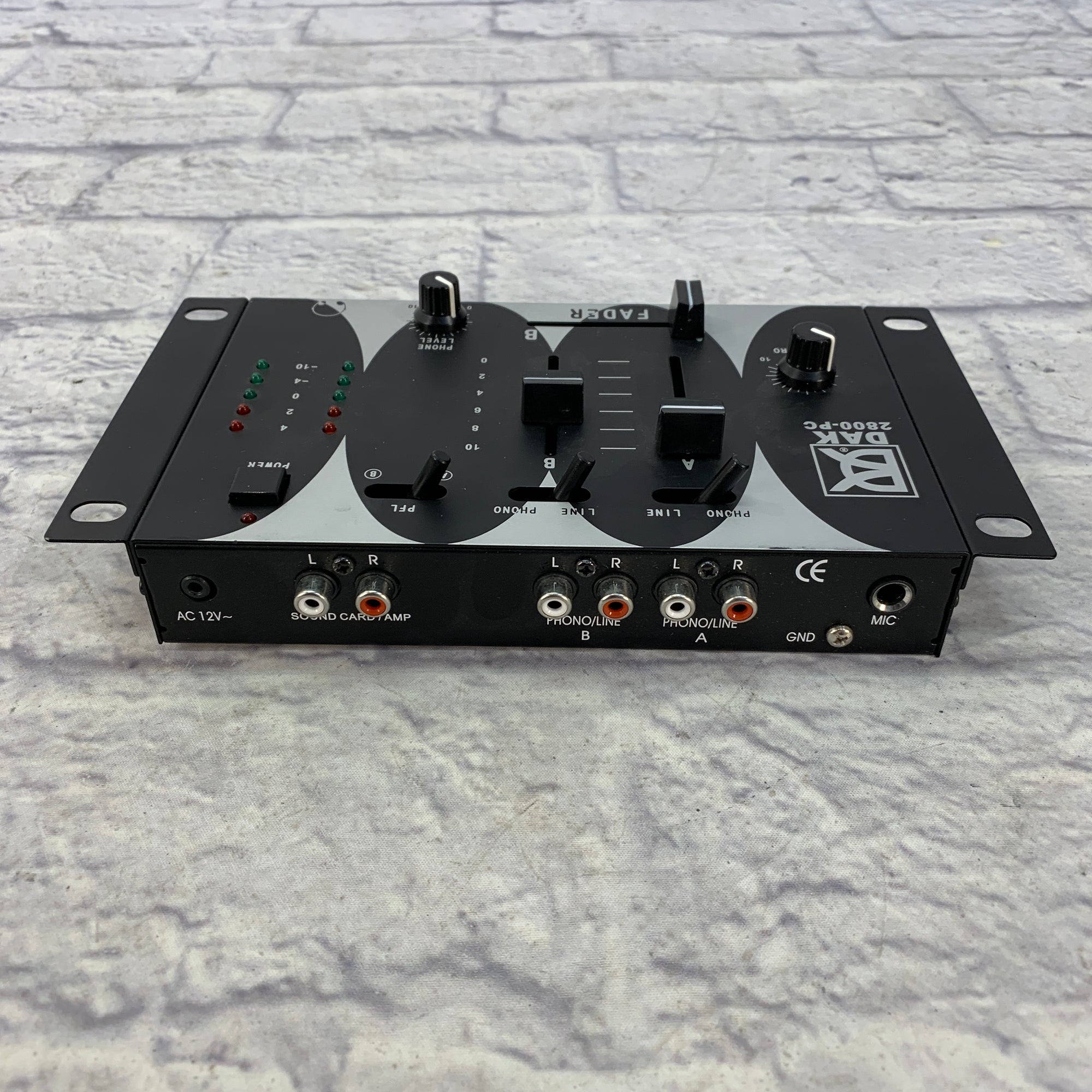 Dak 2800-PC Fader w Power Adapter