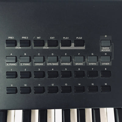 Yamaha S80 Keyboard with Seat