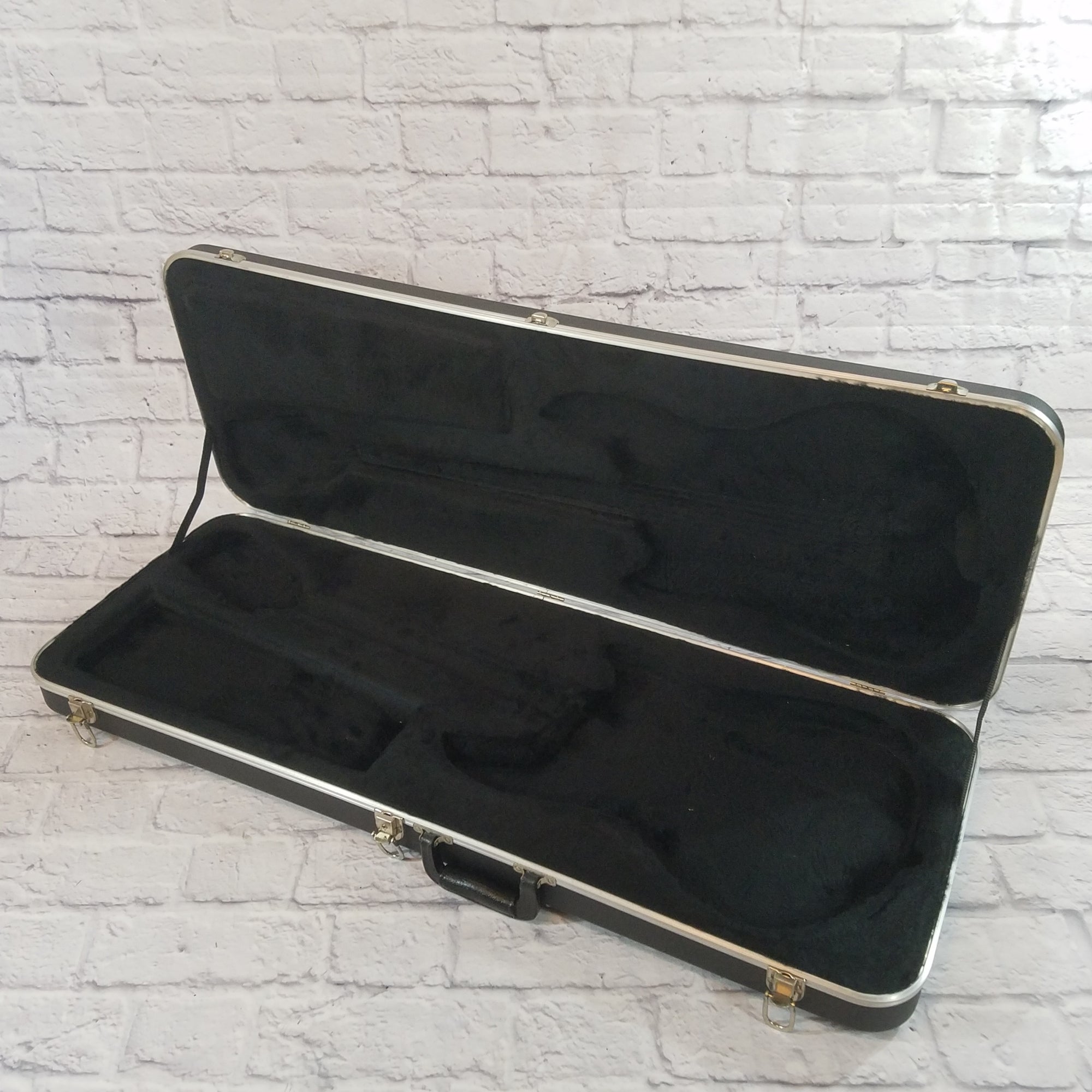 Peavey Strat Style Hardshell Electric Guitar Case