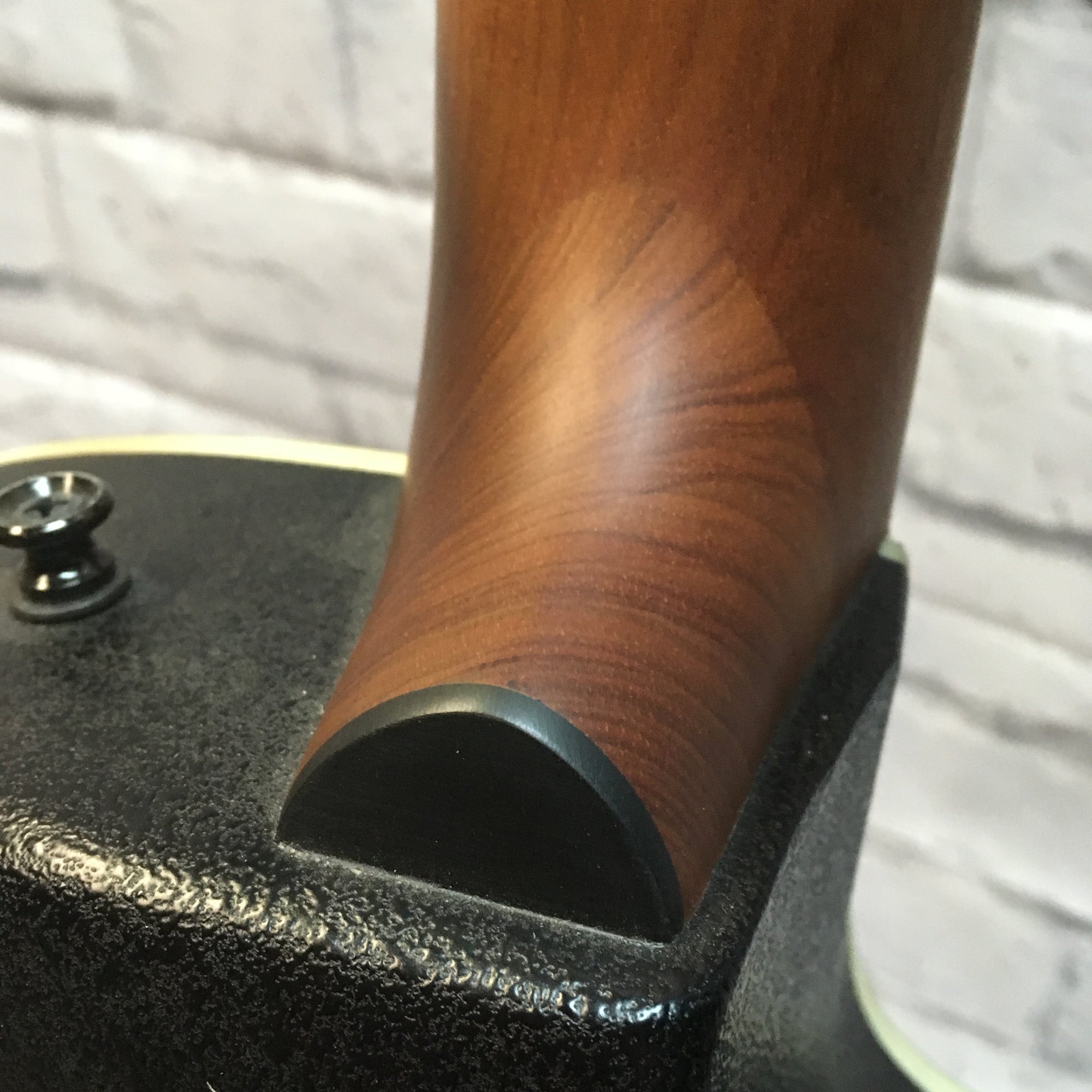 llica Plug Out & Play アコースティックショー Green 20 Foot Right Angle to Straight Guitar Cable | Seismic