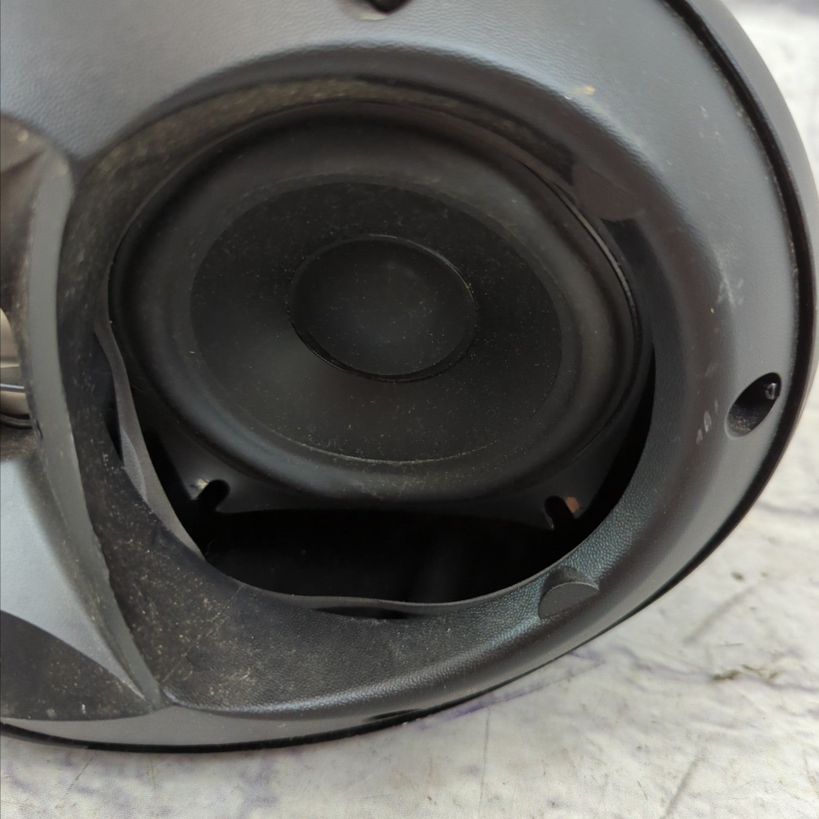 Electro-Voice EVID 4.2 Dual 4" 2-Way Surface-Mount Loudspeaker Black