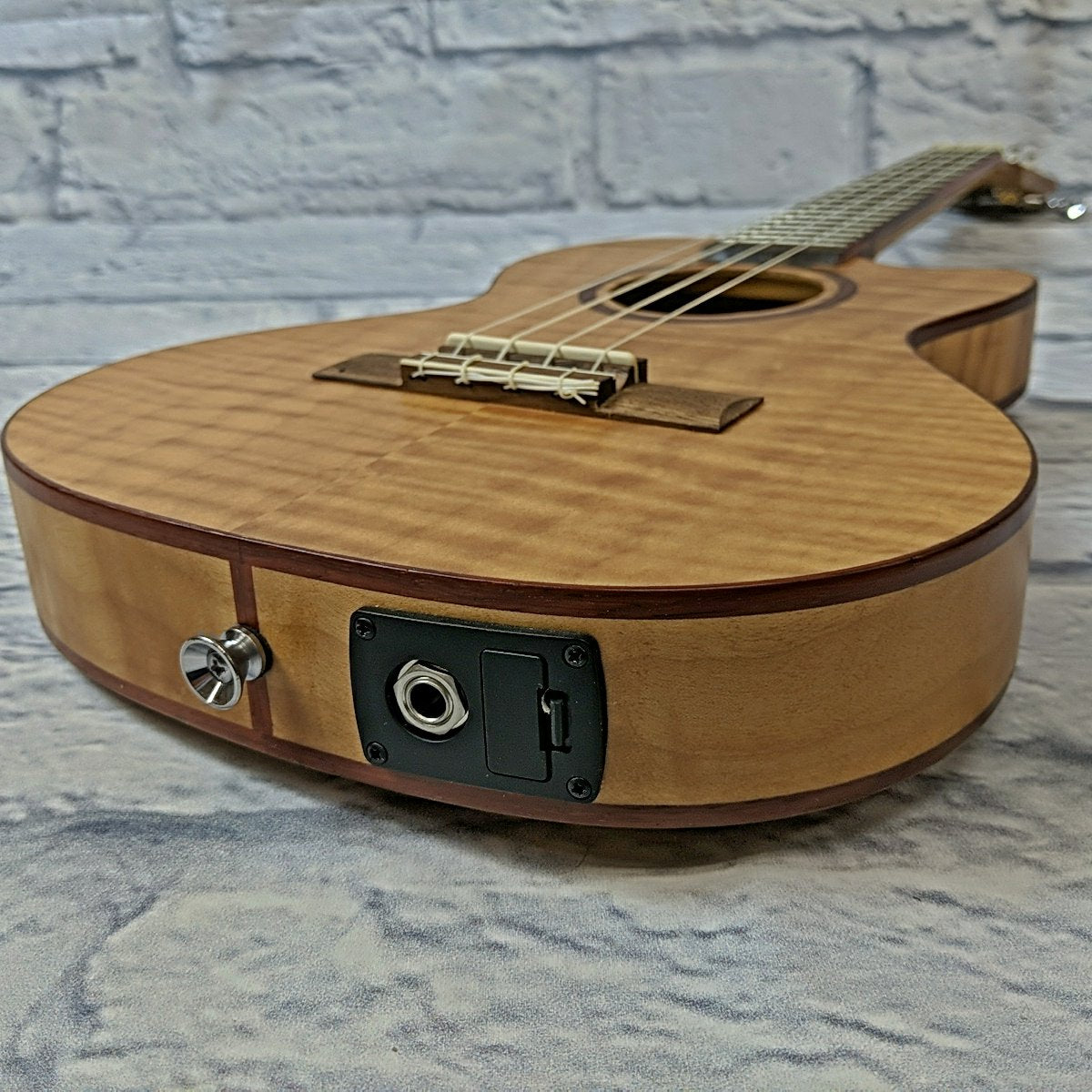 Lanikai FM-CETT Flamed Maple Thinline Ukulele with Fishman Pickup System