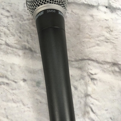 Shure SM58 Dynamic Microphone