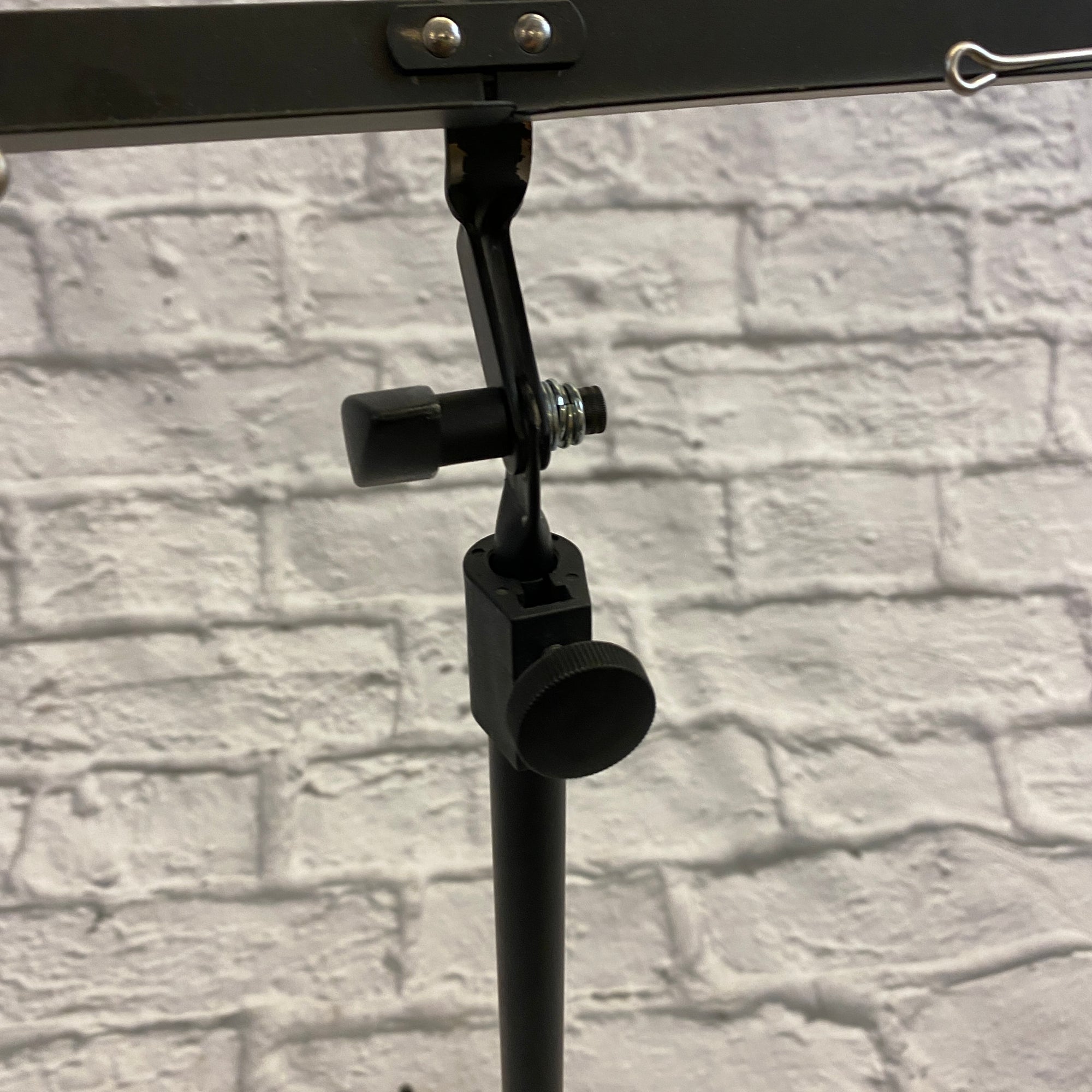 Quinlan & Fabish Black Music Stand