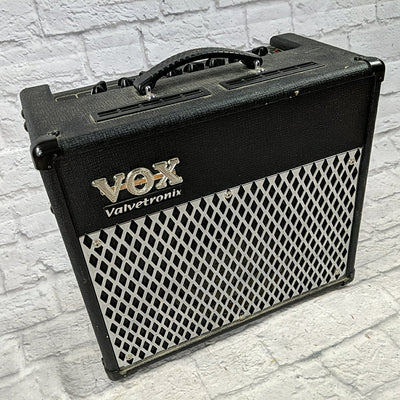 Vox Valvetronix Guitar Combo Amp