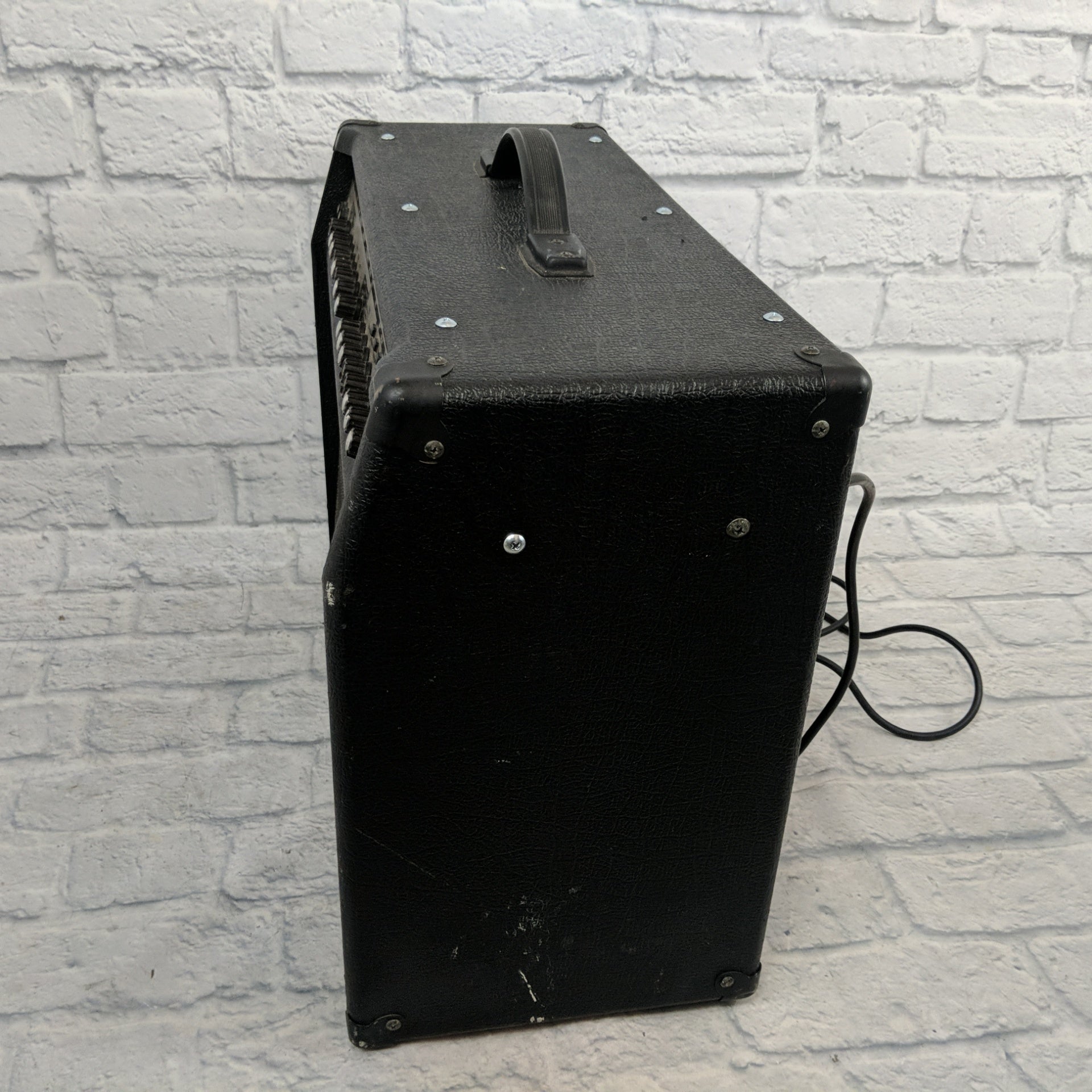 Roland VGA-5 Guitar Amp