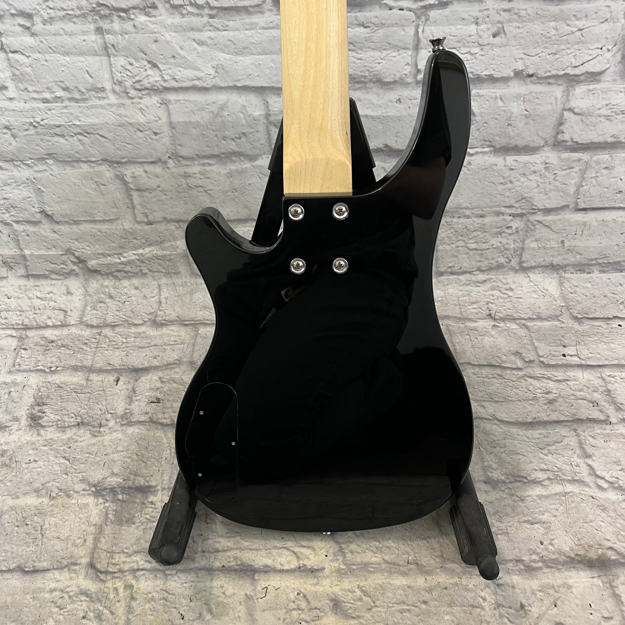 Rogue SX-100B 4 String Bass Guitar