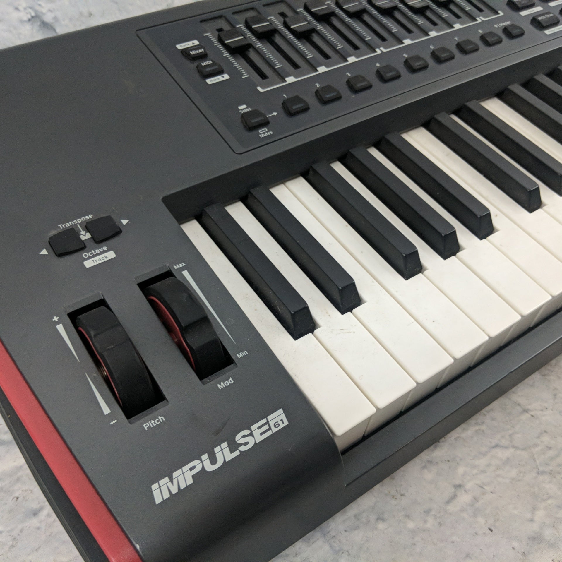 Novation Impulse 61