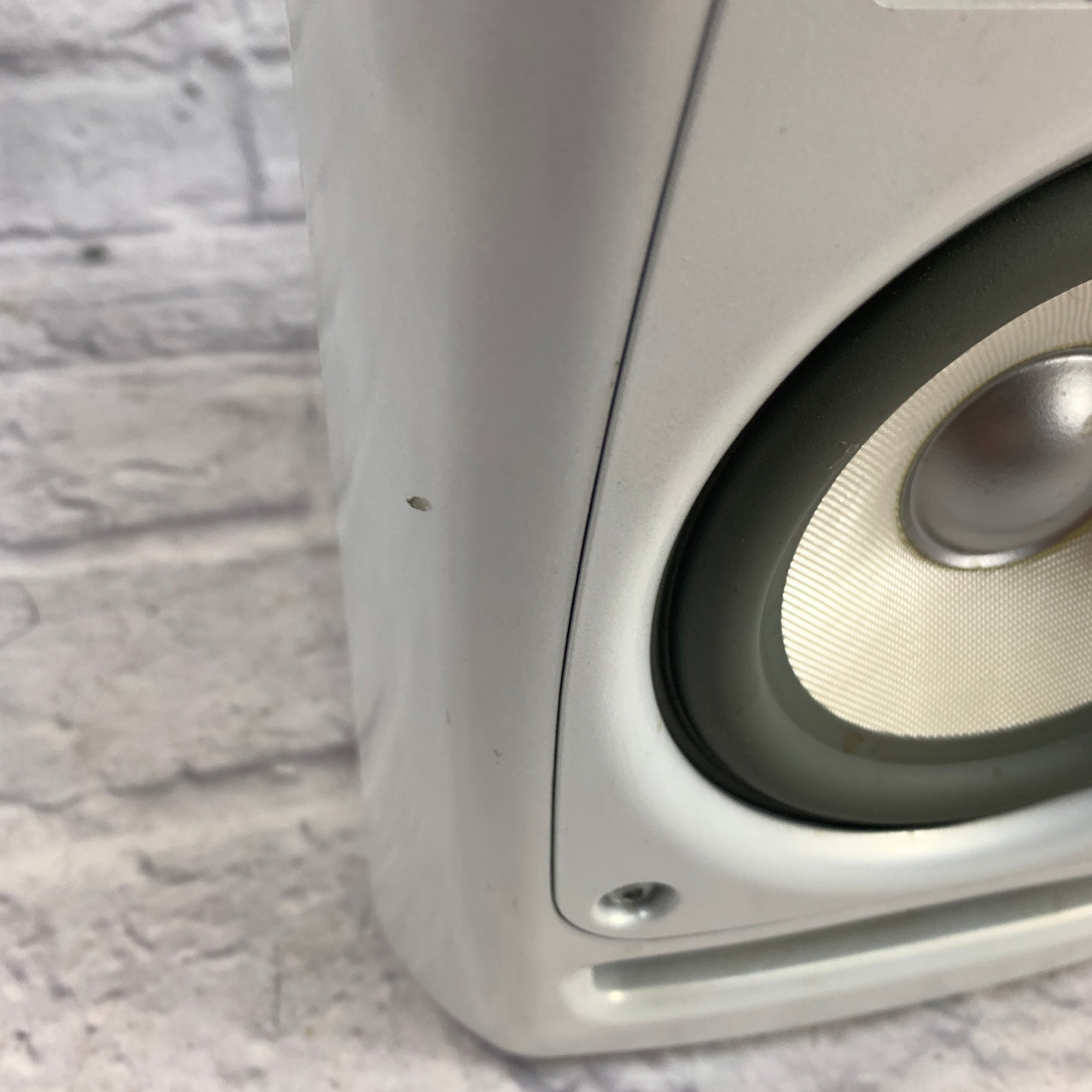 KRK Rokit RPG2 White Studio Monitor Pair - Evolution Music