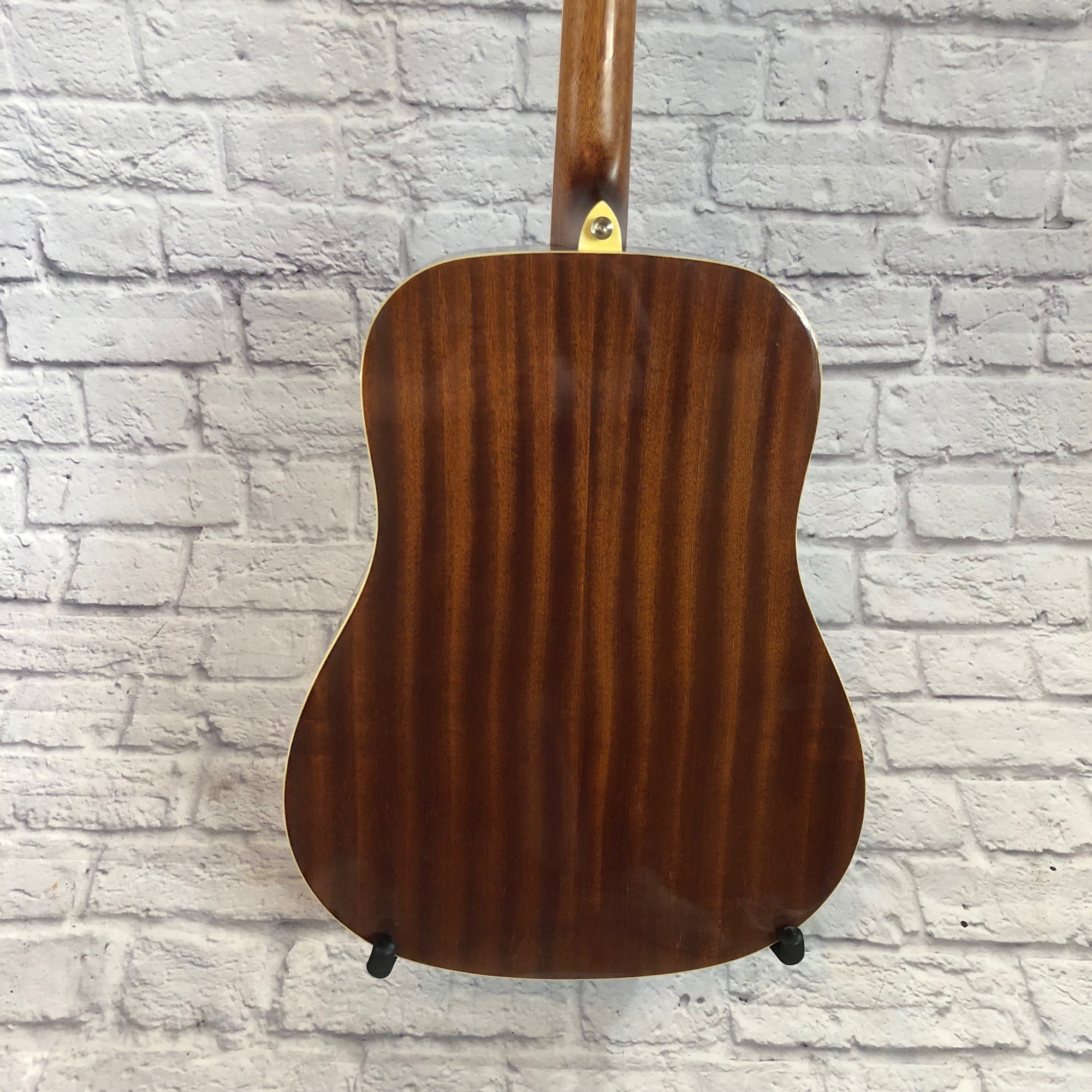 Alvarez RD26 Acoustic Guitar Natural with Gig Bag