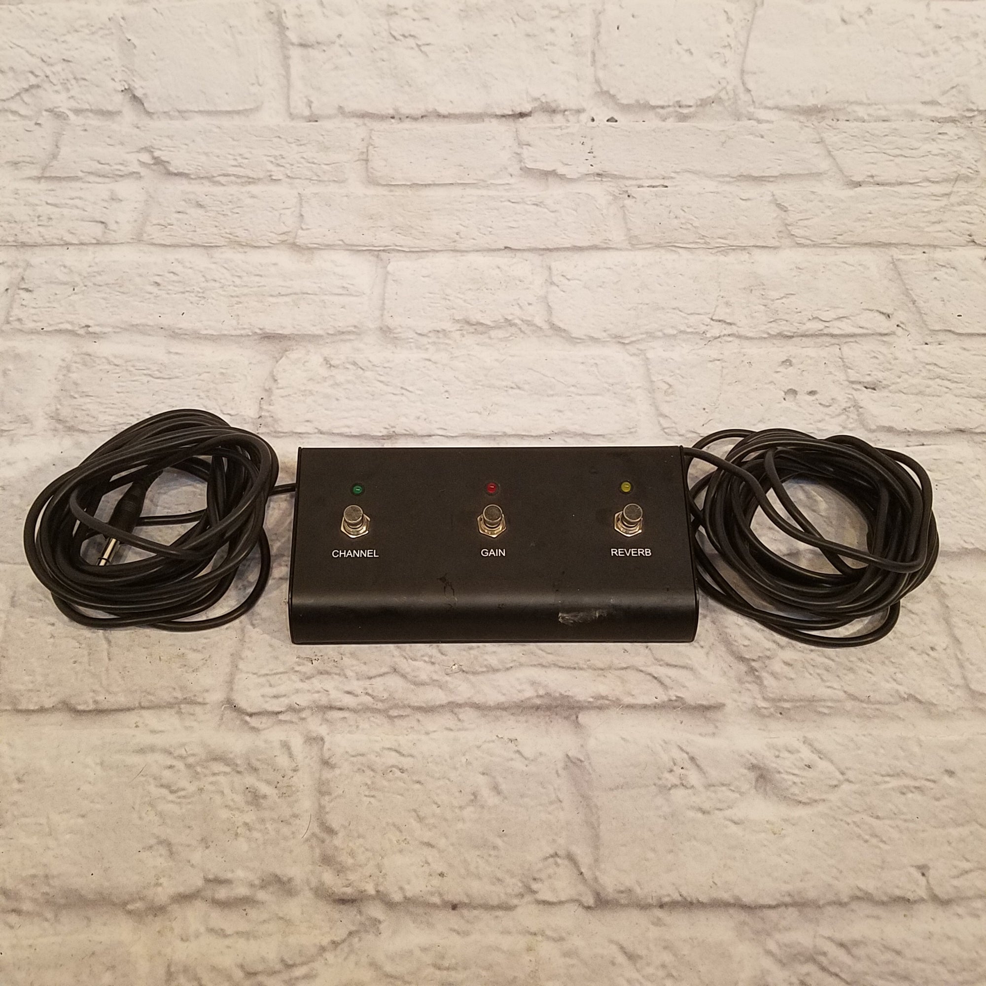 B52 3 Button Dual Cord Footswitch