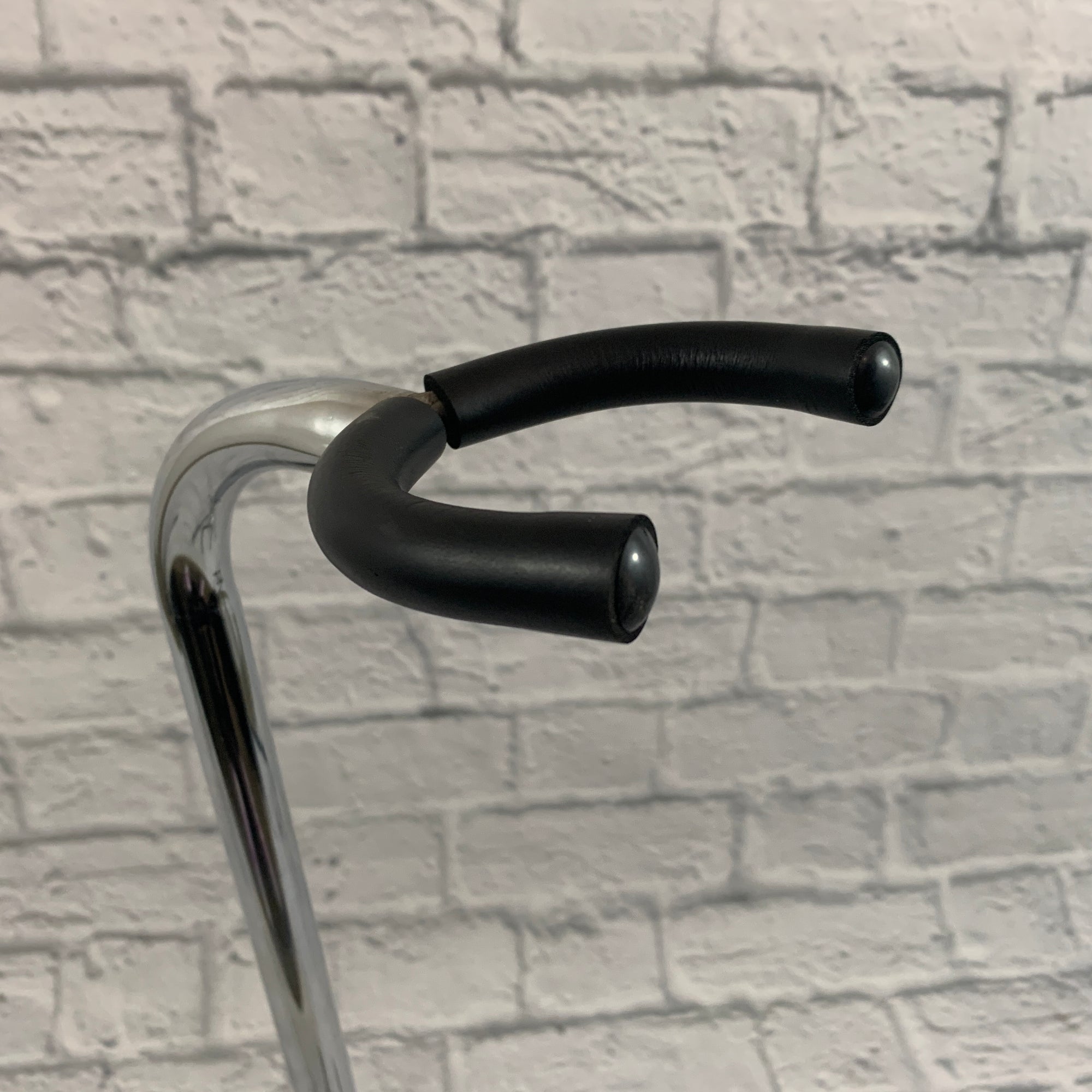 Proline Guitar Stand - Chrome