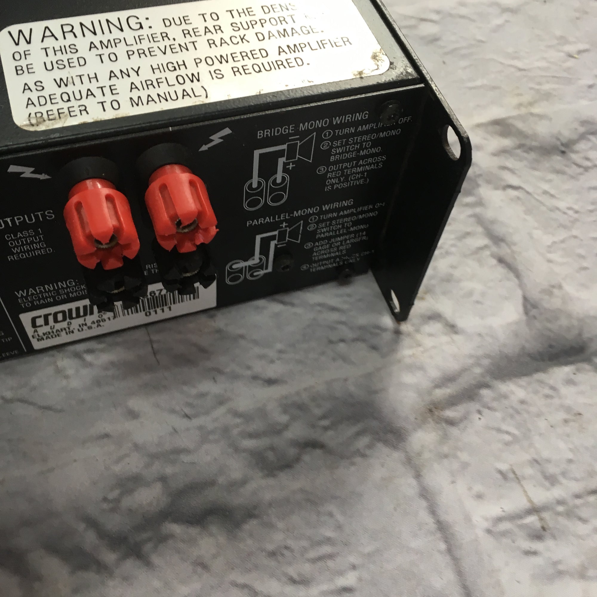 Crown MicroTech 2400 Power Amp