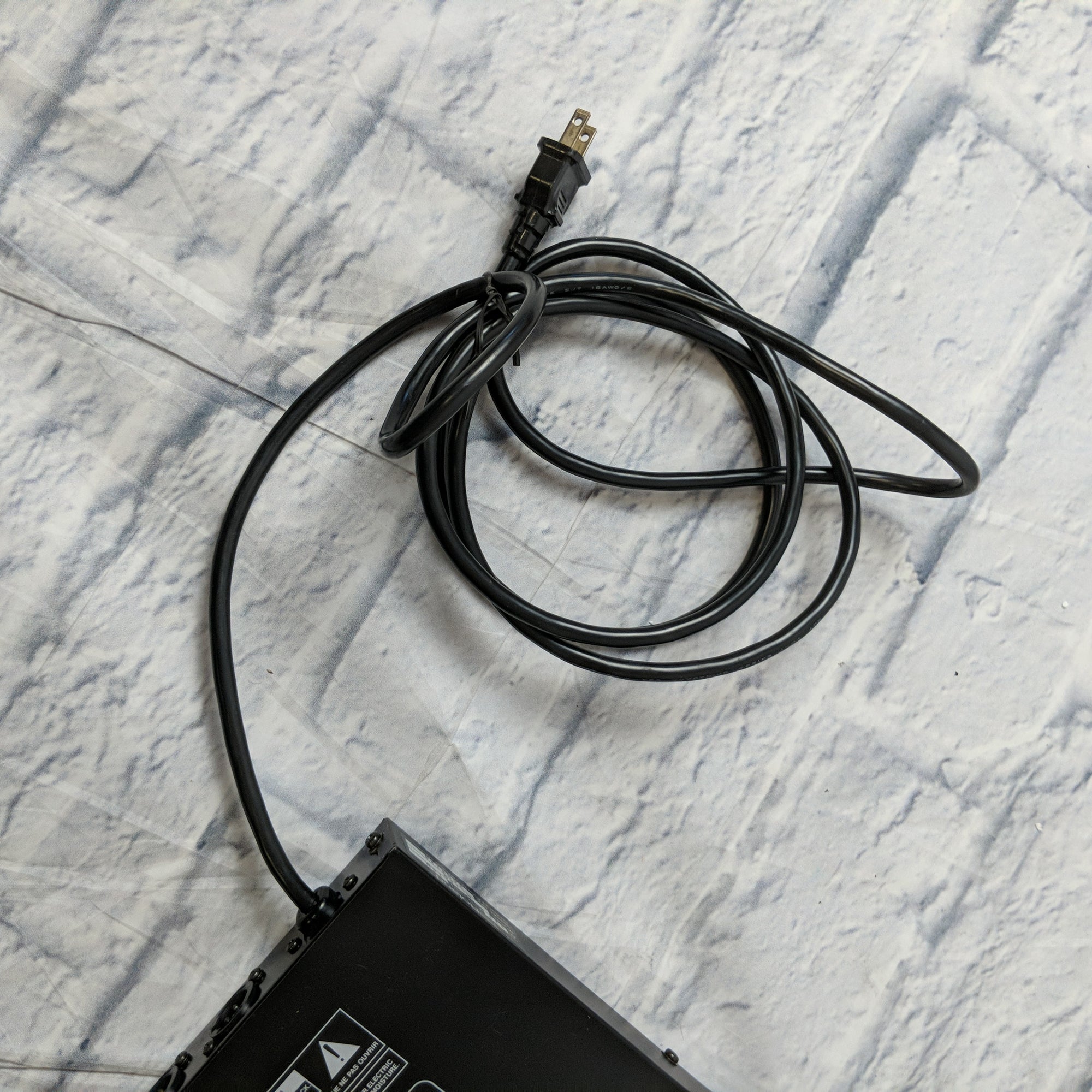 Roland M-120 12-Input Stereo Rack Keyboard Mixer